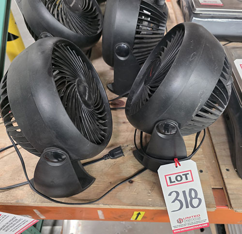 LOT - (2) HONEYWELL 6" DESK FANS-318