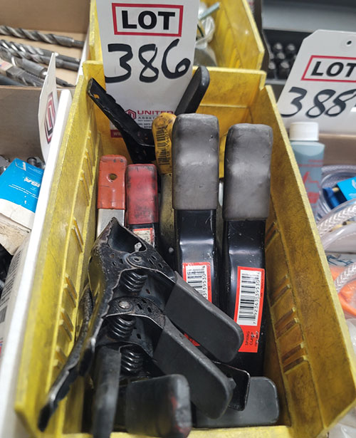 LOT - (11) SPRING CLAMPS-386