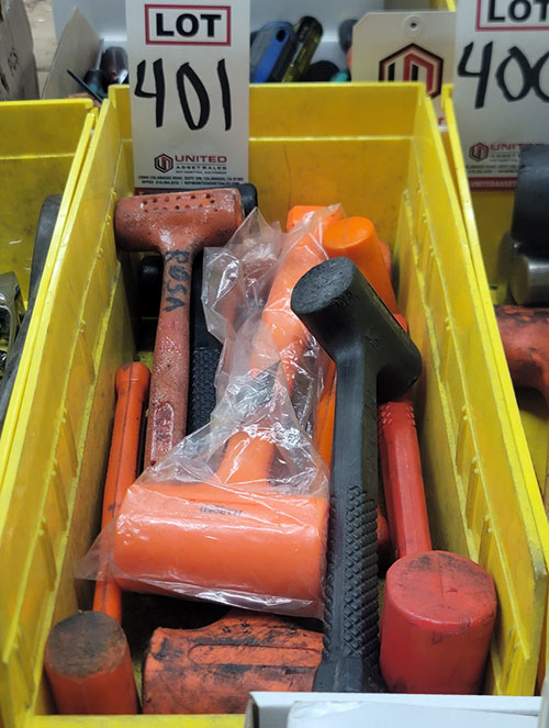 LOT - HAMMERS-401