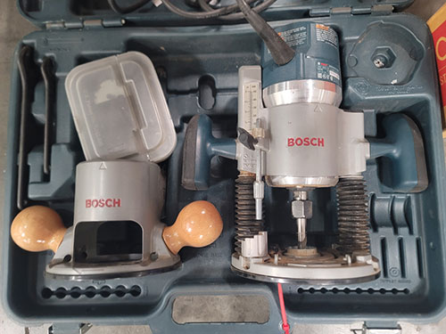 LOT - BOSCH ROTOR MOTOR, MODEL 1617EVS, W/ CASE AND ACCESSORIES IN CASE-460A