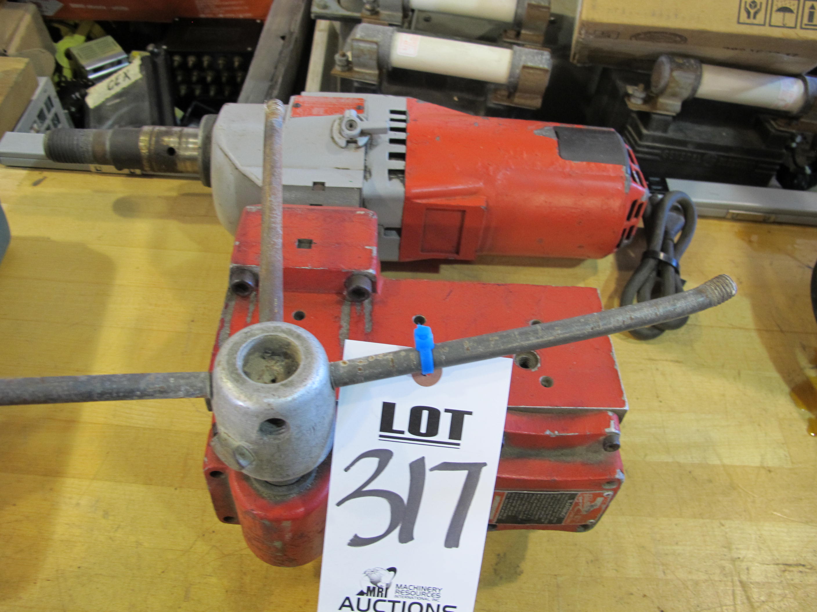 MILWAUKEE ELECTRIC CORE DRILL (G-49) LOADING & HANDLING FEE $5-