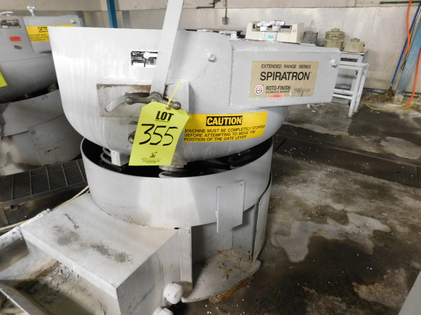 ROTO-FINISH SPIRATRON, ER SERIES, 5 CUBIC FOOT VIBRATORY FINISHER-355