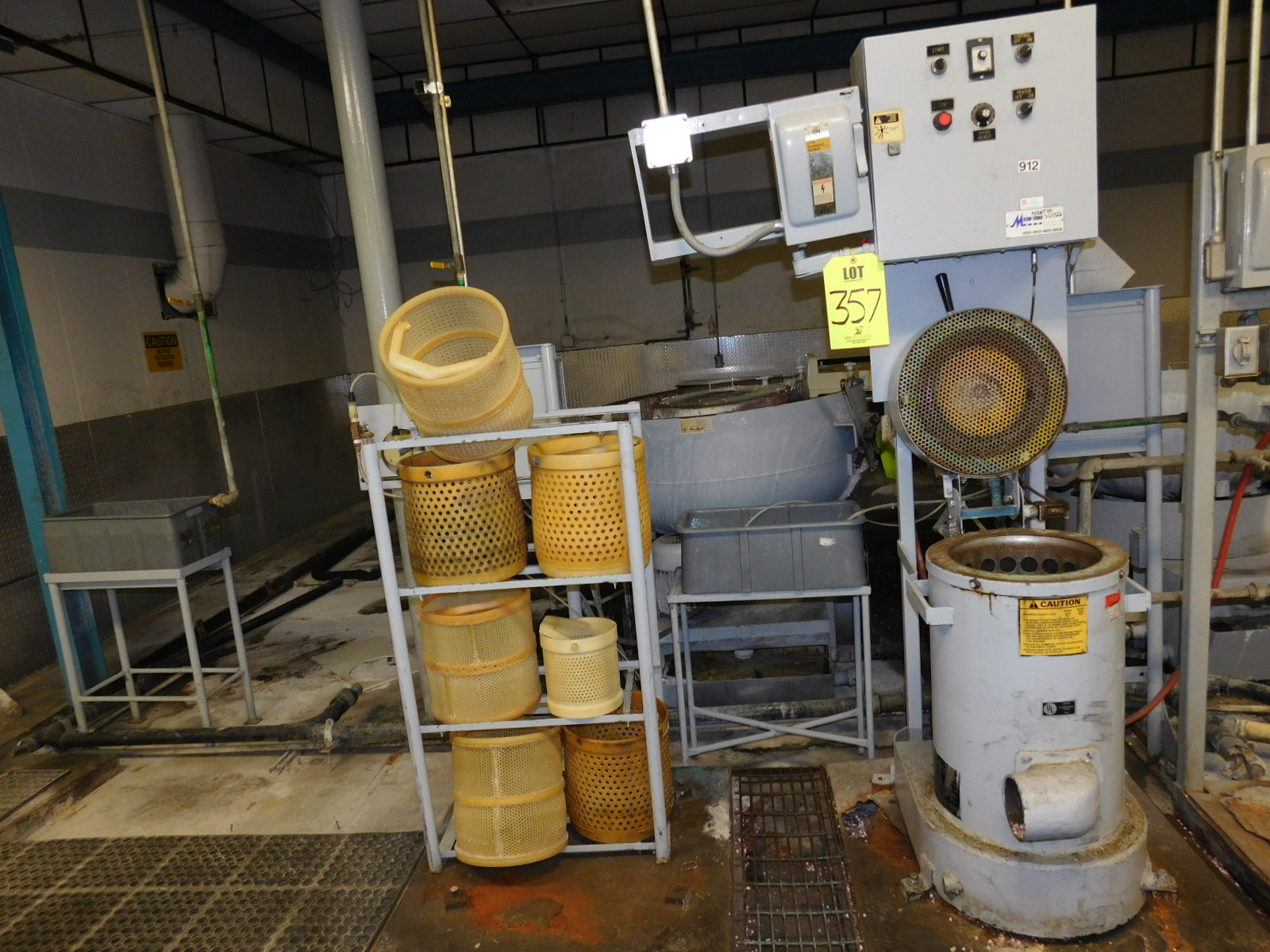 NEW HOLLAND MODEL K-23, 12"X12" CENTRIFUGAL DRYER-357