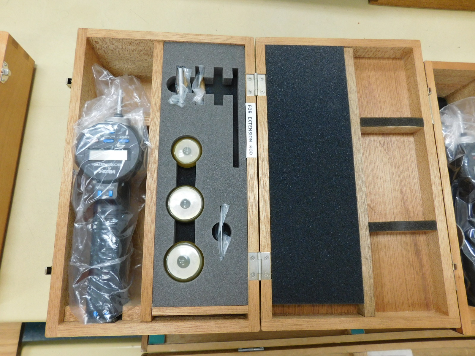 LOT OF (4) MITUTOYO BOREMATIC DIGITAL BORE GAGES, NEW & UNUSED-371