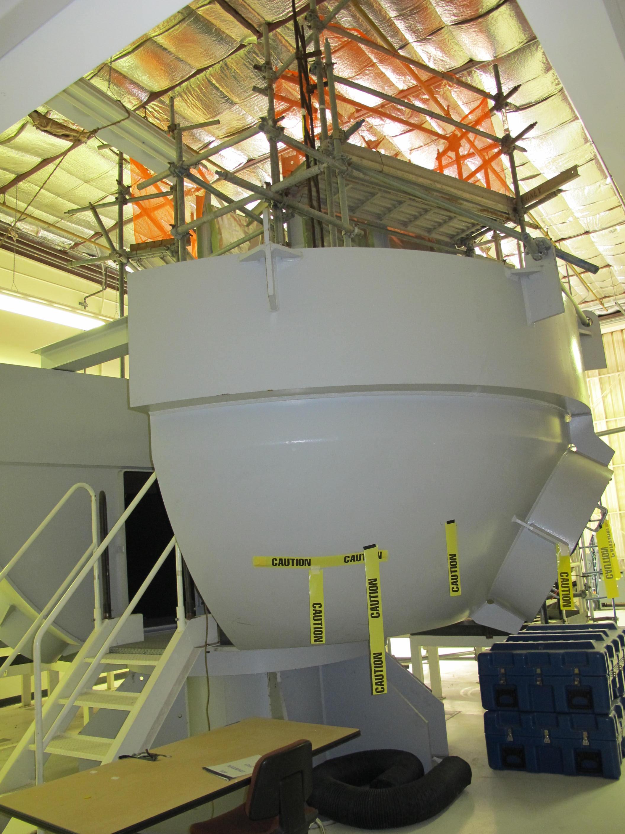 REFUELING MACHINE, REACTOR COOLANT PUMP (FOR TRAINING PURPOSES ONLY) (G-48) LOADING & HANDLING FEE $10,000-