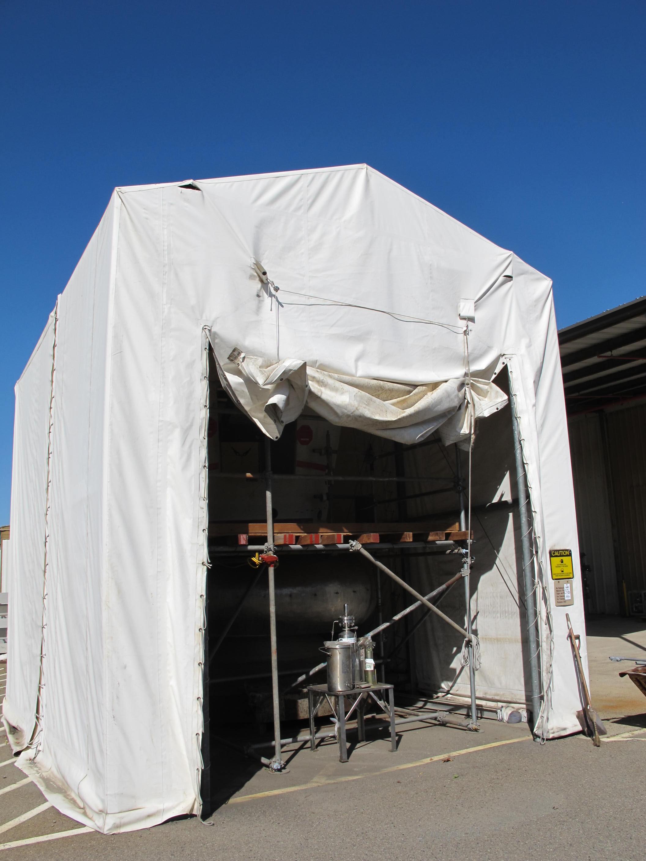 CYLINDERS W/ PRESSURE GAUGES (G-48) LOADING & HANDLING FEE $15-