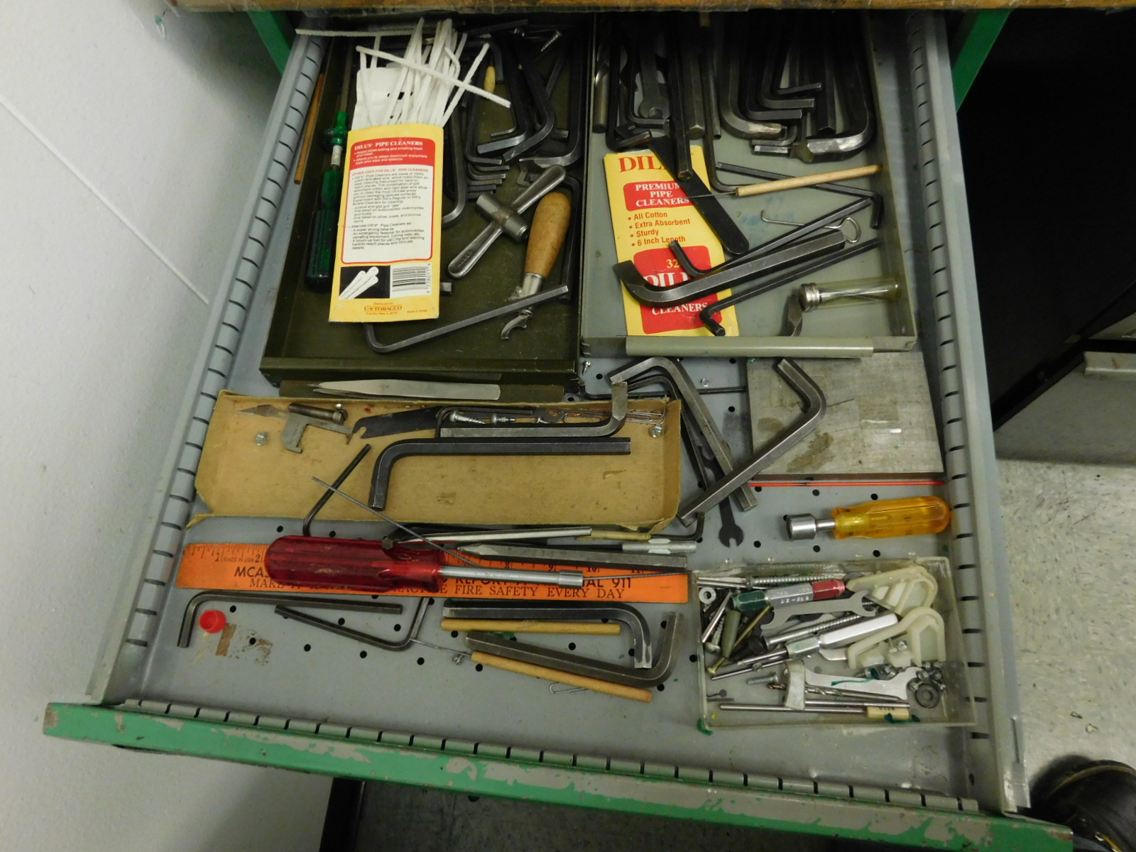 LISTA 6 DRAWER WORKBENCH, W/4" VISE-384