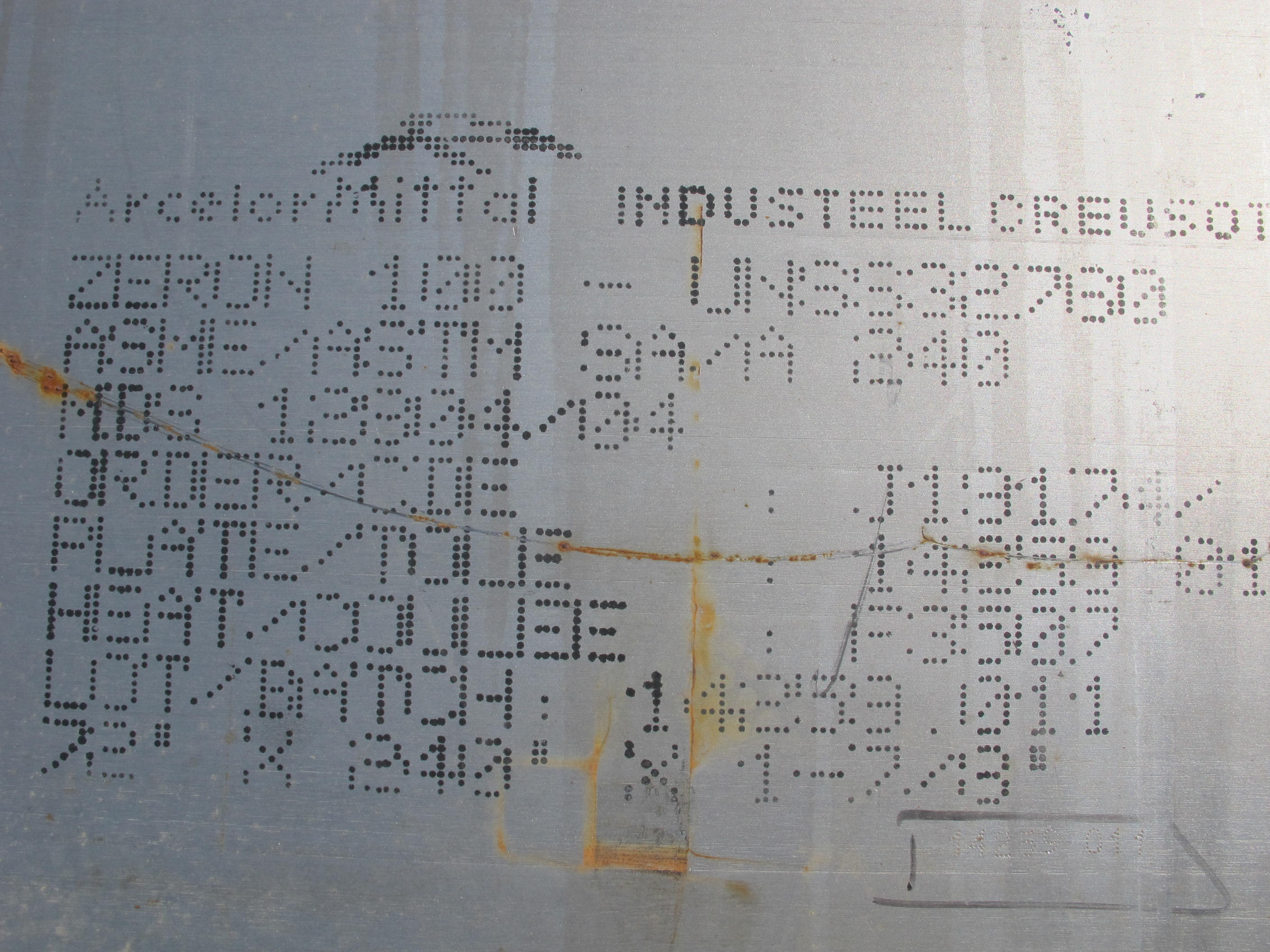 72" X 240" X 2" X 9,452 LBS ZERON 100 METAL PLATE, S/N 16396011 (W-46 YARD) LOADING & HANDLING FEE $25-
