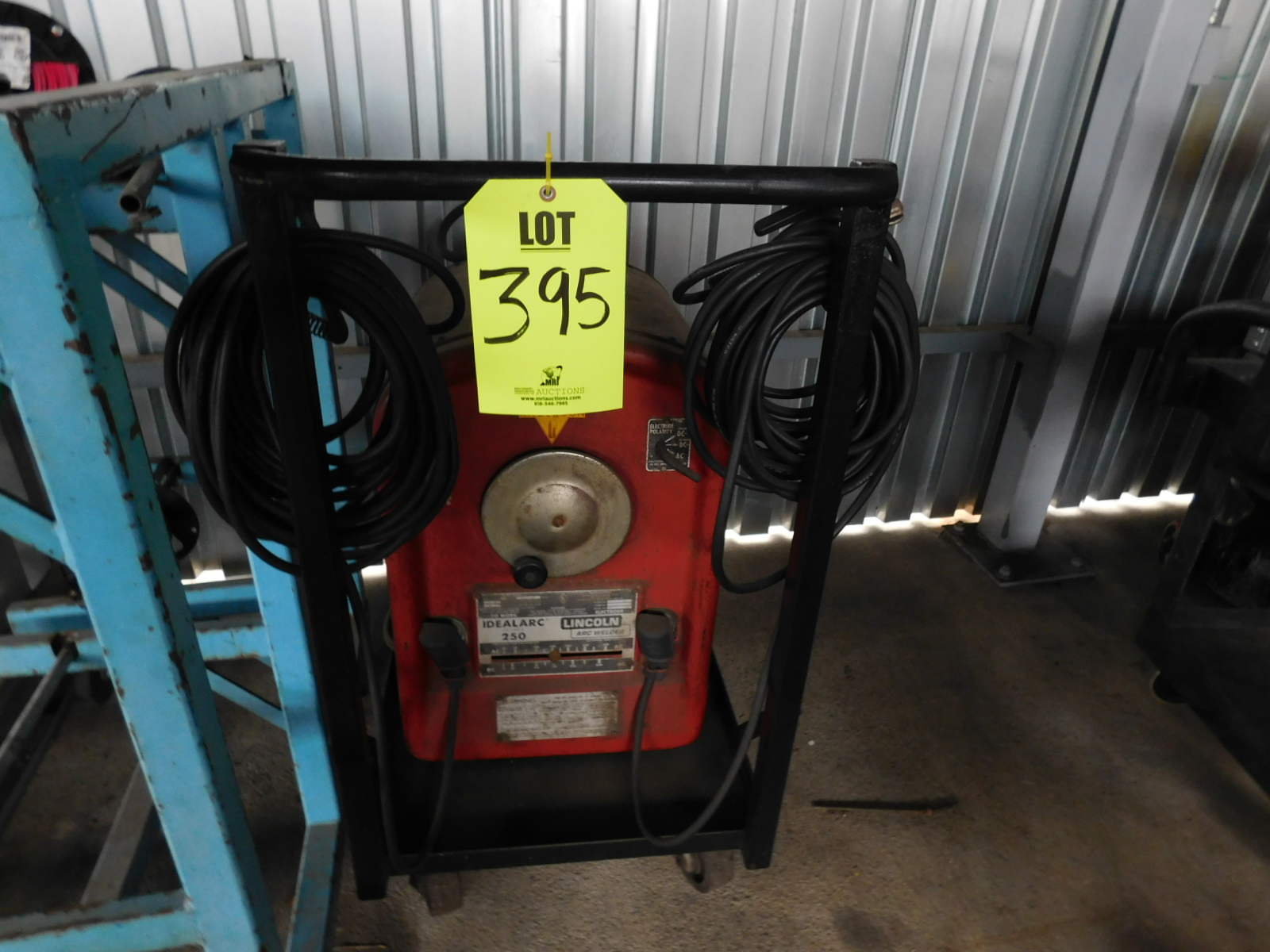 LINCOLN IDEALARC 250 ARC WELDER-395