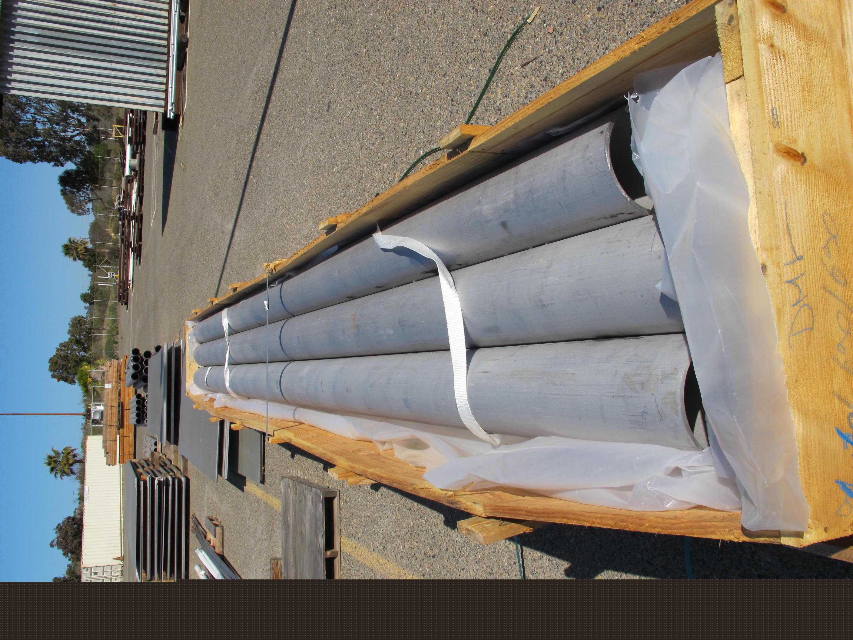 LOT STAINLESS STEEL PIPES 8"ID 20'L (W-46 YARD) LOADING & HANDLING FEE $25-