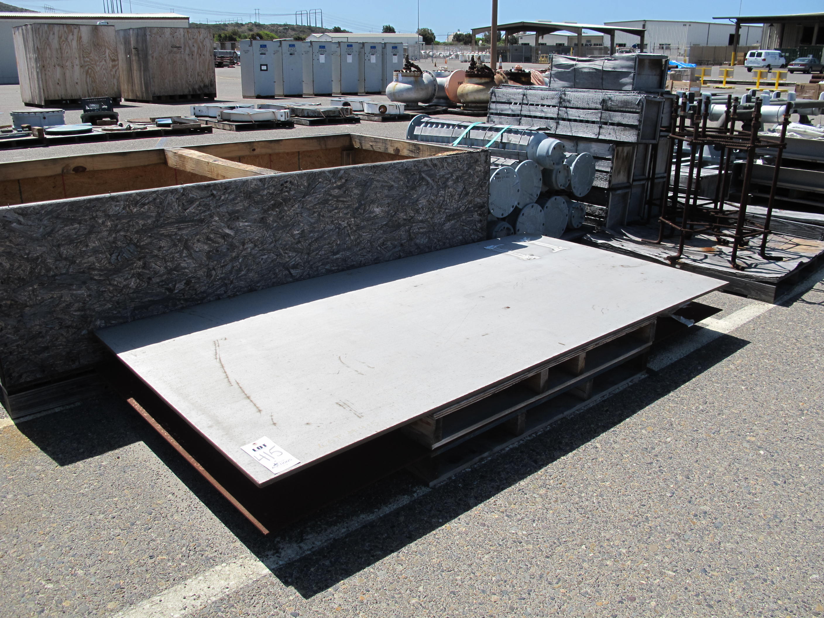 LOT (8) 4' X 8' X 1-1/4" X 1,633 LBS (TOTAL 13,064 LBS) & (1) 6' X 6' X 1-7/8" X 2,736 LBS STEEL METAL PLATES (W-46 YARD) LOADING & HANDLING FEE $350-