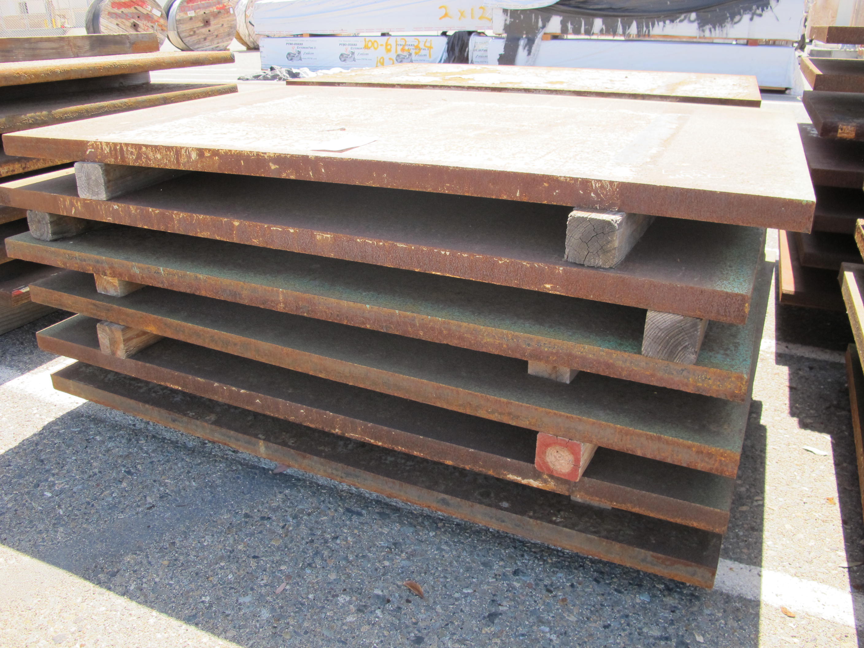 LOT (11) 4' X 8' X 2" X 2,610 LBS (TOTAL 28,710 LBS) STEEL METAL PLATES (W-46 YARD) LOADING & HANDLING FEE $350-