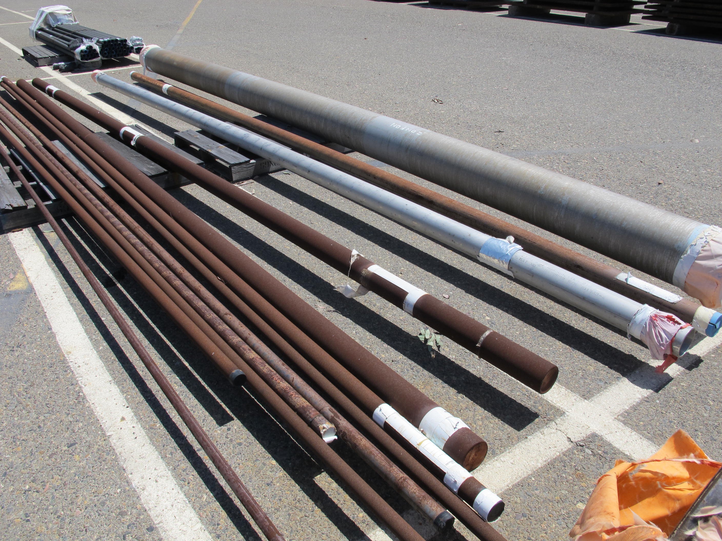 LOT (2) SPOOLS OF HOSE (W-46 YARD) LOADING & HANDLING FEE $75-
