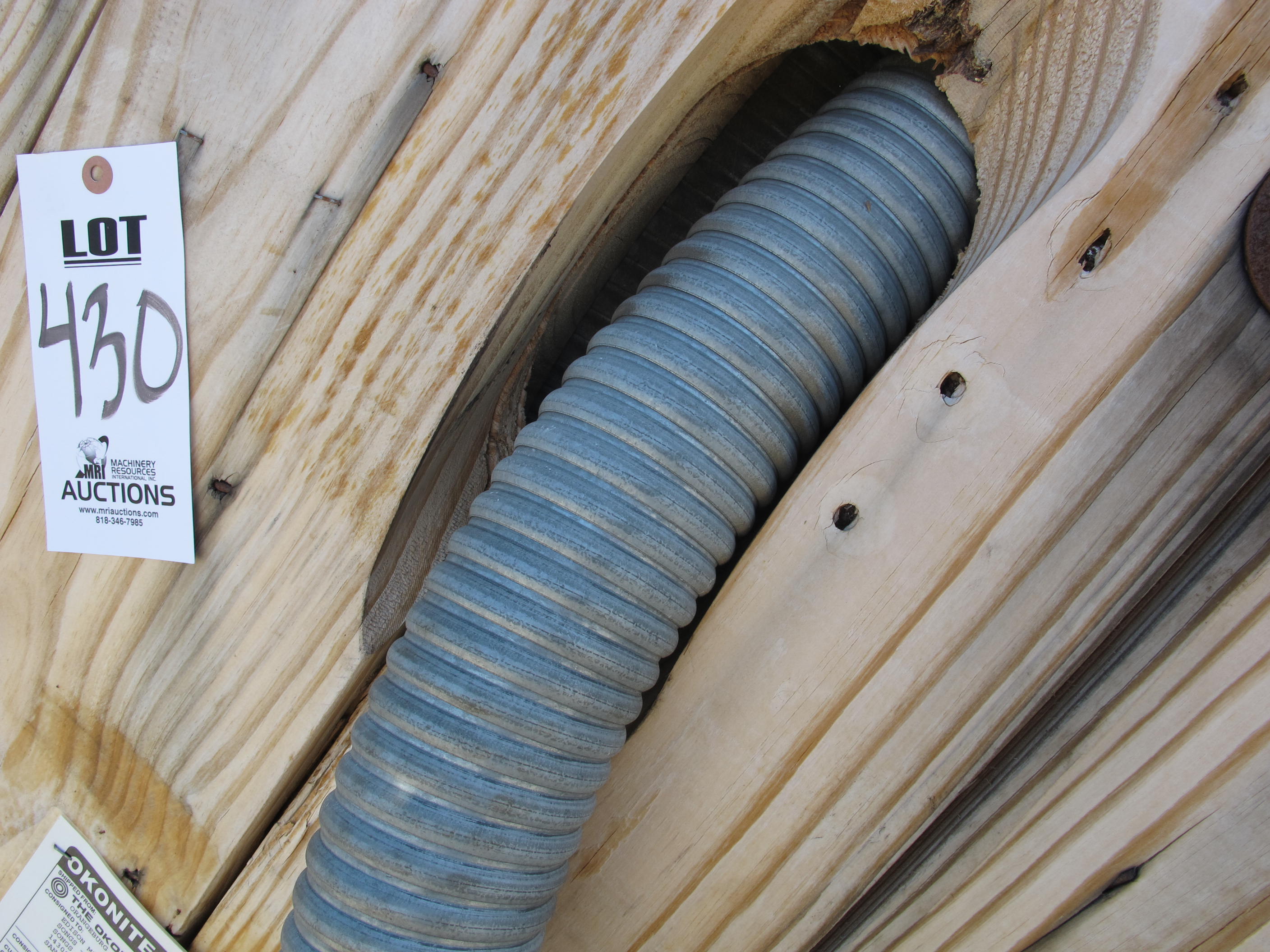 LOT ASSORTED VALVES (W-46 YARD) LOADING & HANDLING FEE $200-