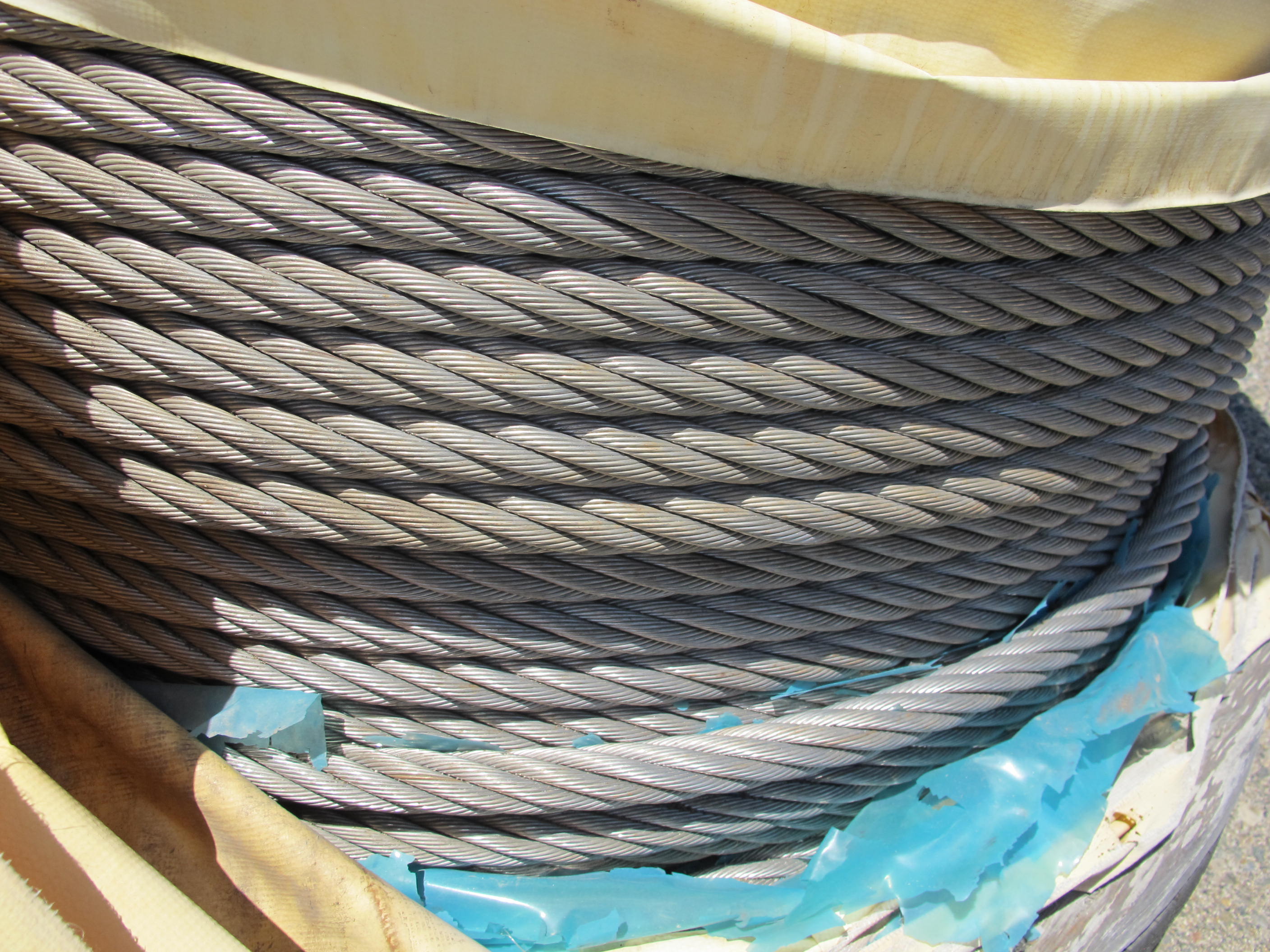 CABLE SPOOL (W-46 YARD) LOADING & HANDLING FEE $15-