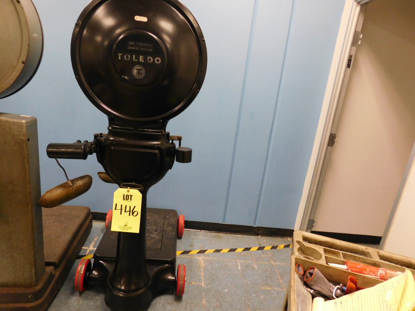 TOLEDO SCALE, MODEL 31-1821-EP, S/N 14400, CAPACITY: 750 LBS.-446