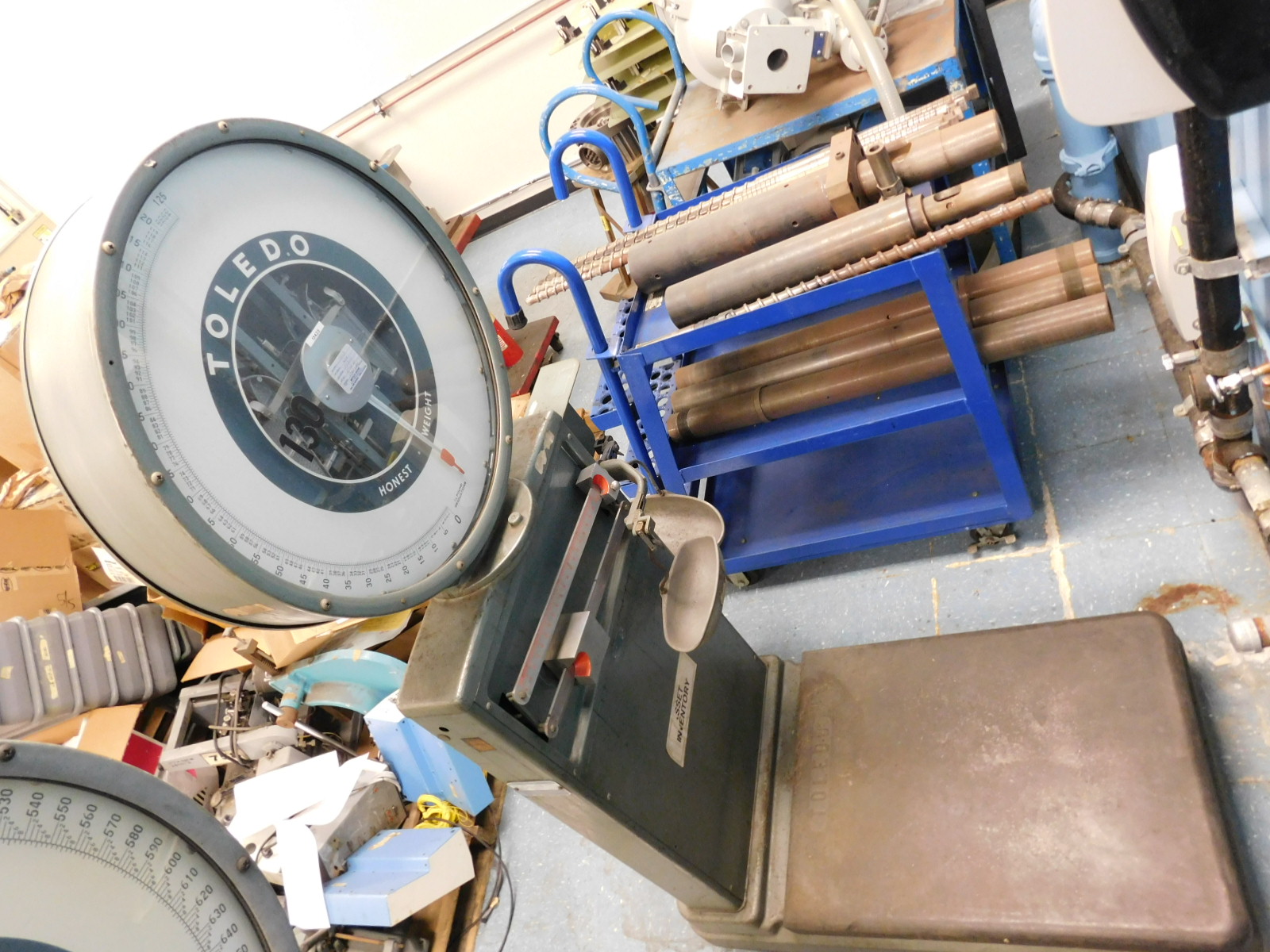 TOLEDO SCALE, MODEL 2181, S/N 541362 CAPACITY: 625 LBS.-448