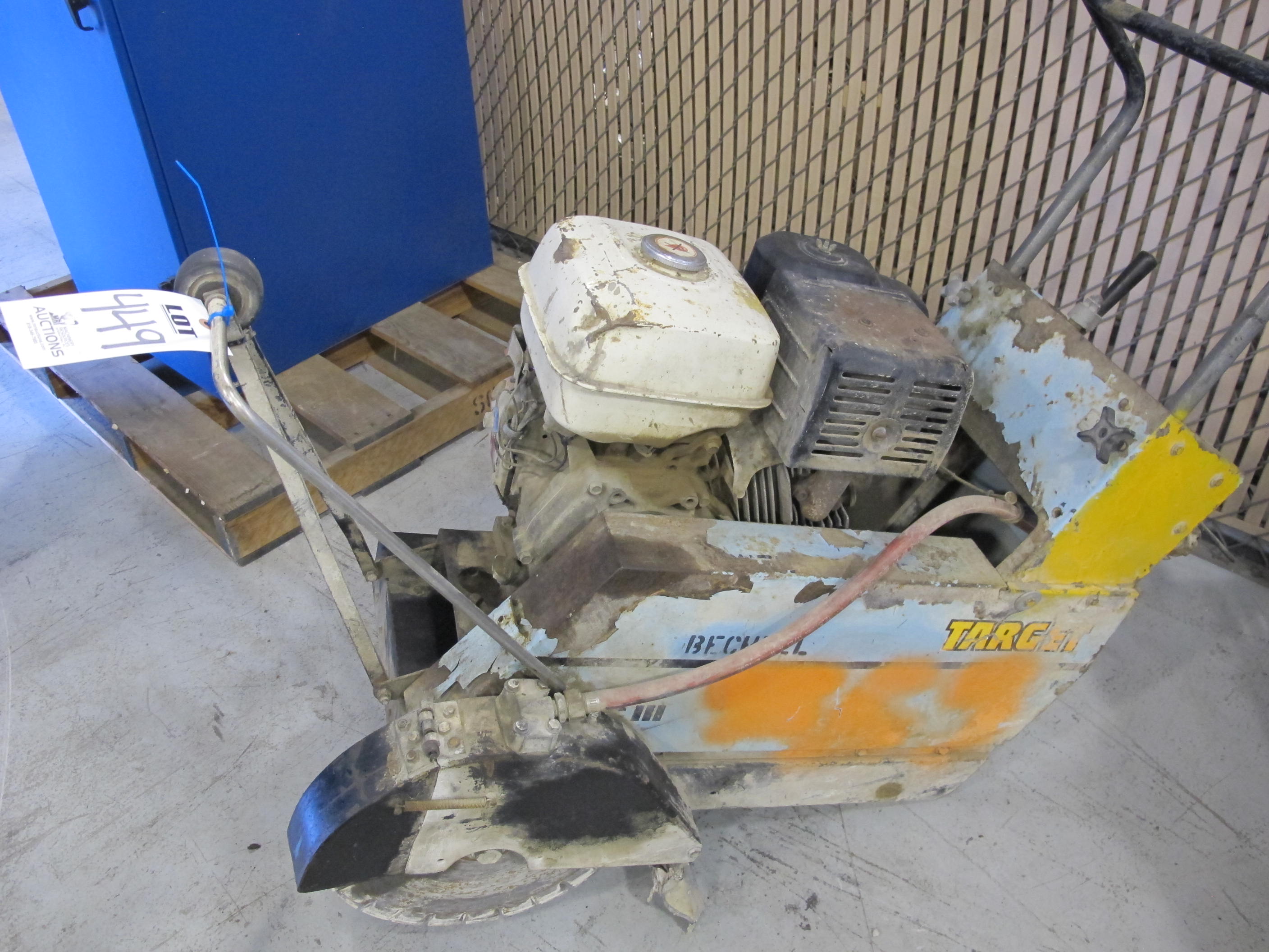 TARGET GASOLINE CONCRETE CUTTER SAW (G-49) LOADING & HANDLING FEE $15-