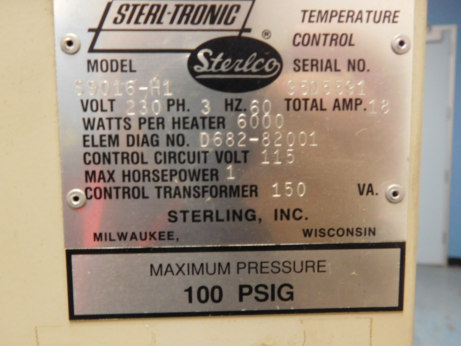 STERLCO STERL-TRONIC TEMPERATURE CONTROL, MODEL S9016-H1, S/N 95D5591-452
