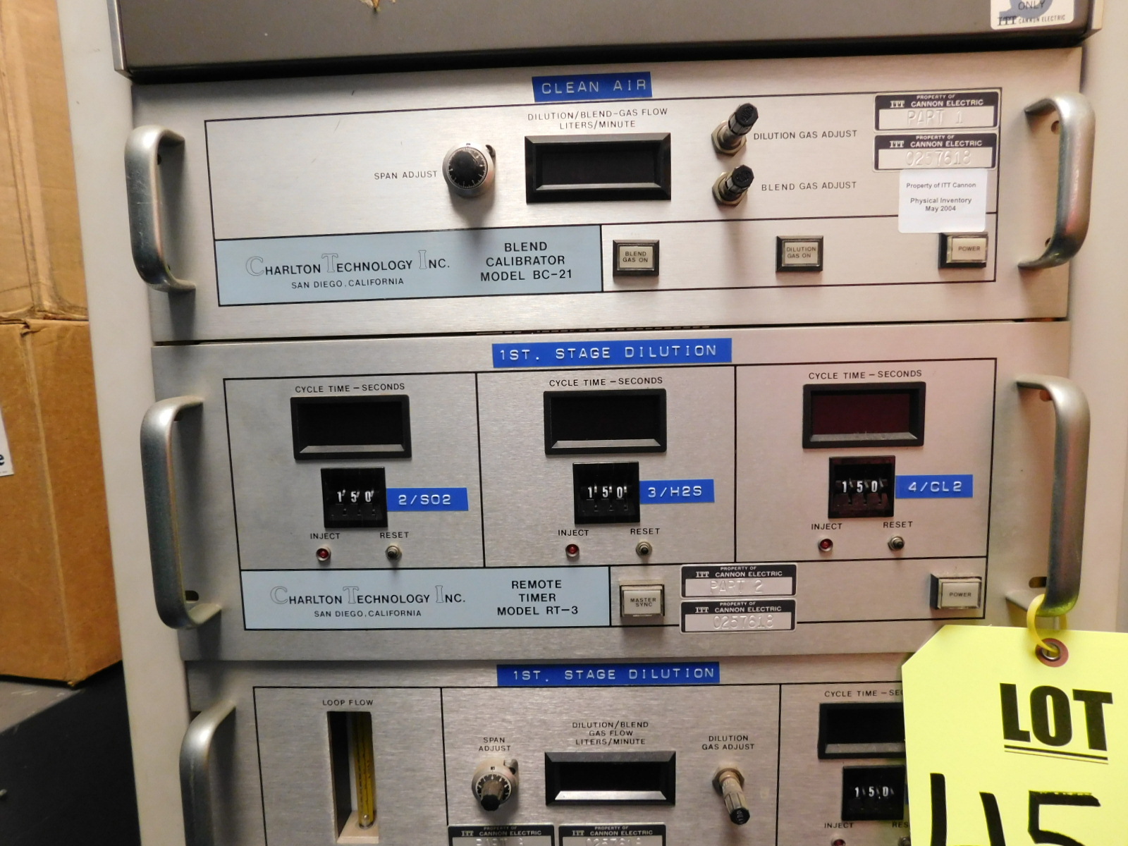 THERMOTRON ENVIRONMENTAL TEST CHAMBER, W/CONTROLLER/DATA RECORDER-455