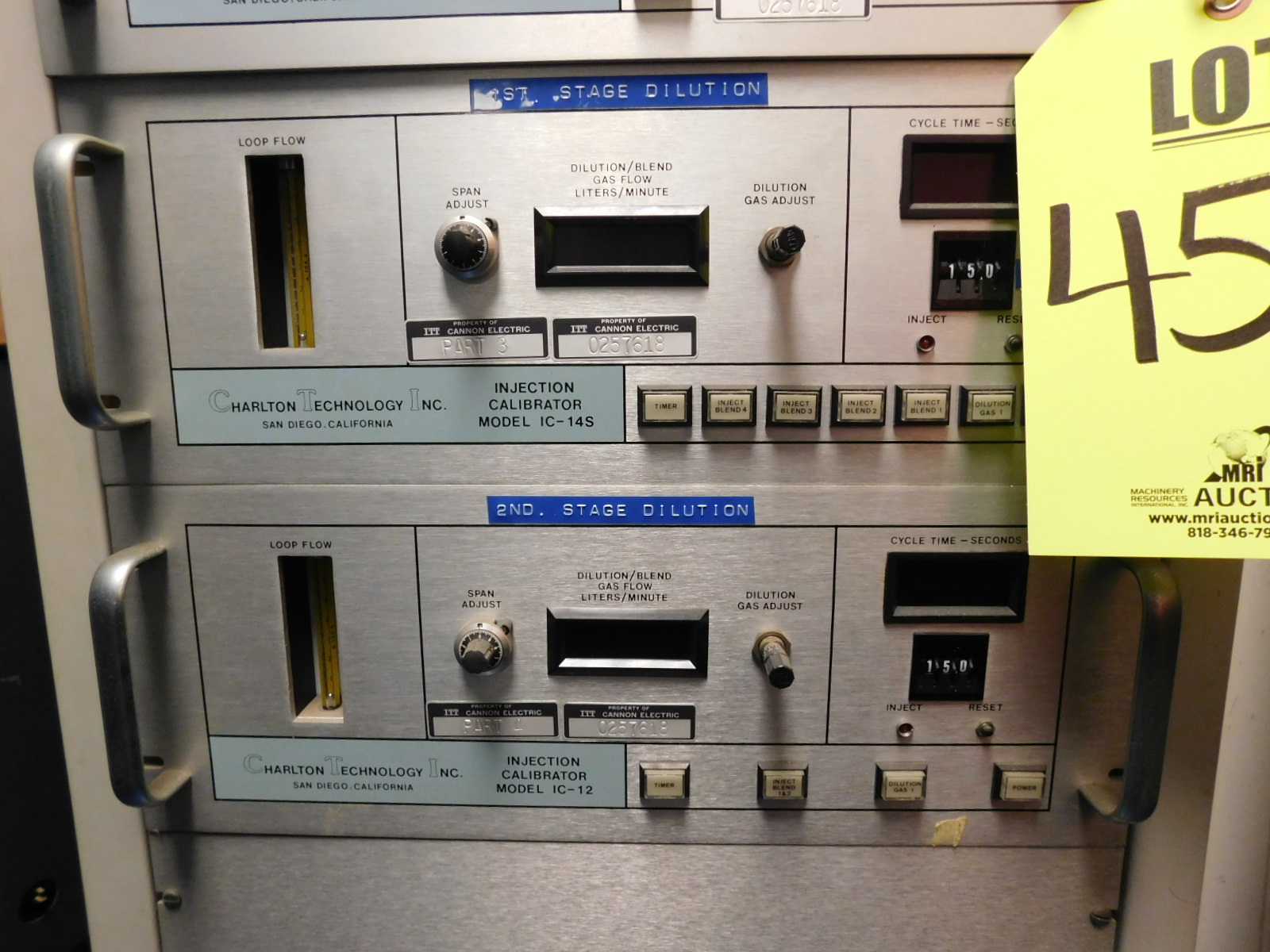 THERMOTRON ENVIRONMENTAL TEST CHAMBER, W/CONTROLLER/DATA RECORDER-455