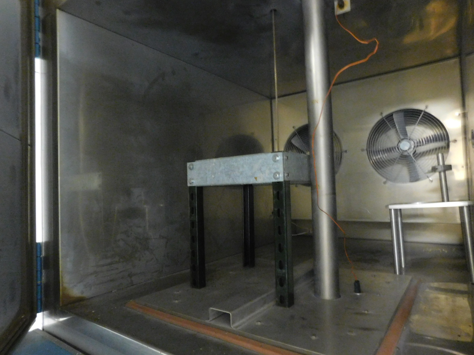 THERMOTRON ENVIRONMENTAL TEST CHAMBER, W/CONTROLLER/DATA RECORDER-455