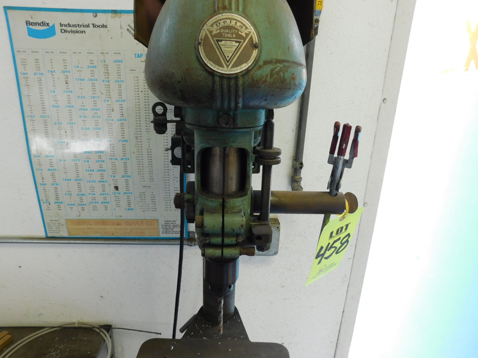 ANTIQE DELTA DP220 DRILL PRESS-458