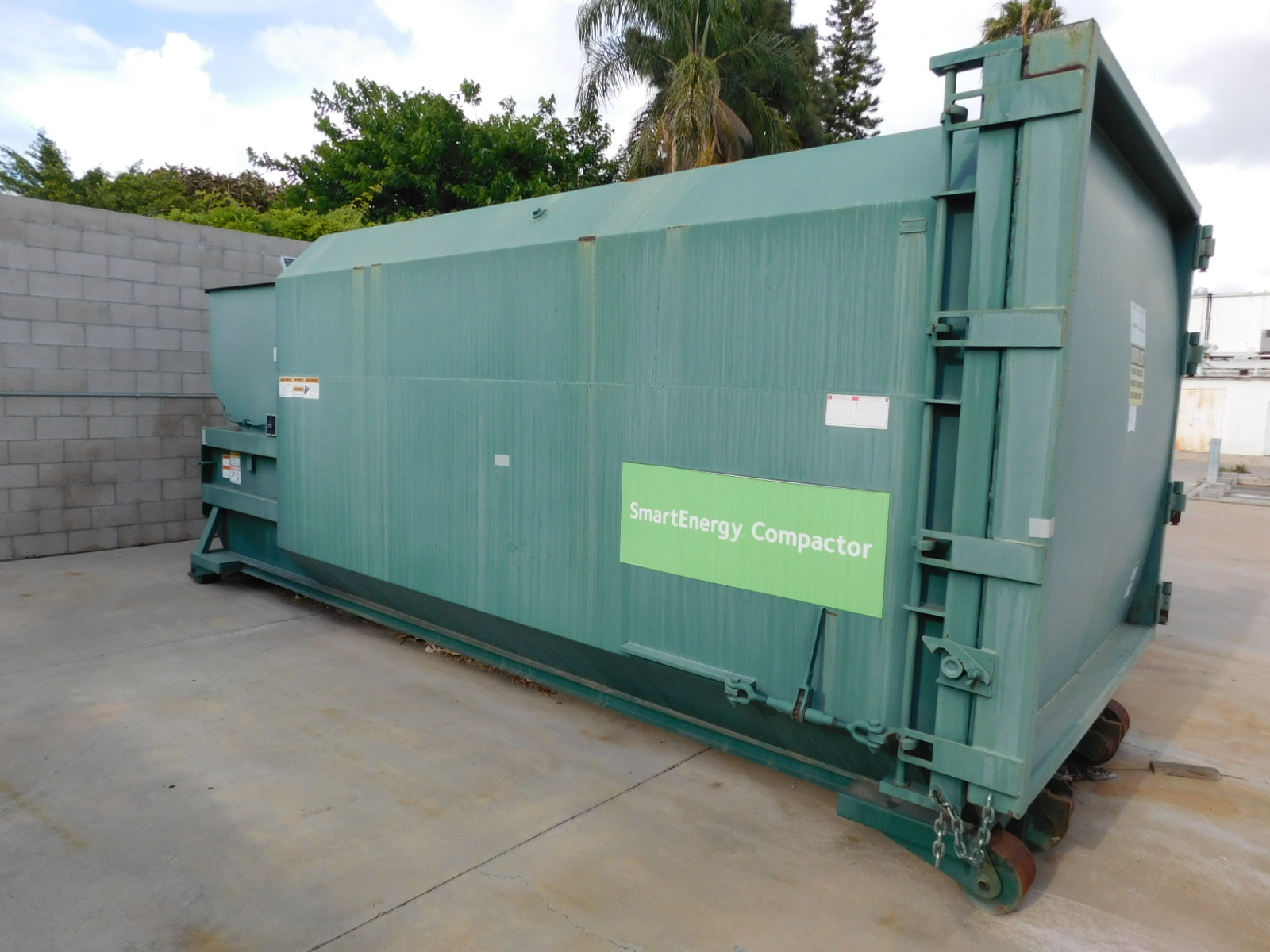 SMART ENERGY WASTE COMPACTOR & SOLAR ENERGY POWER UNIT, 20'X8'X106"-459