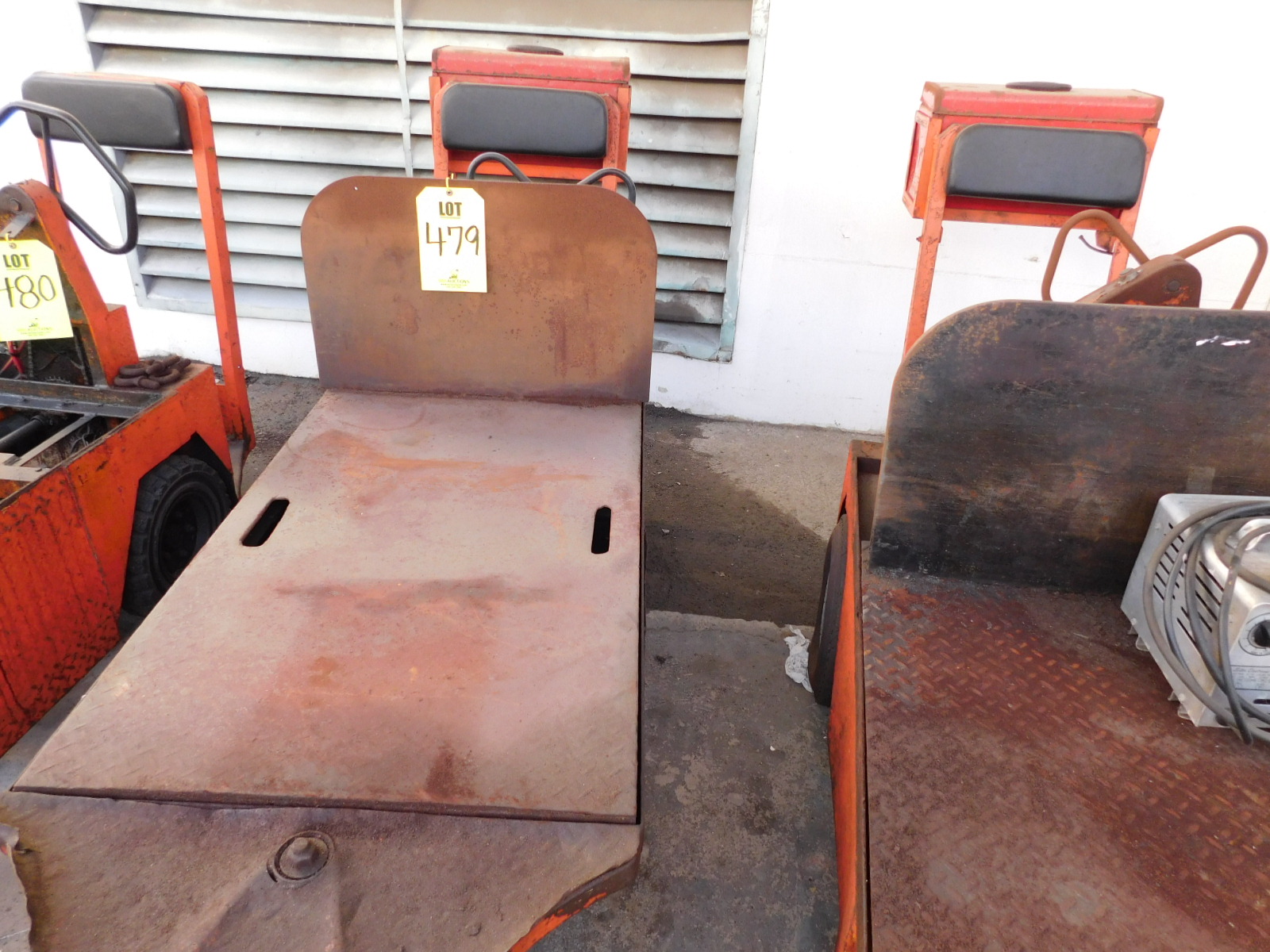 TAYLOR-DUNN MODEL 1159SC STAND UP ELECTRIC TRUCK, SOLID TIRES, S/N 32539-479