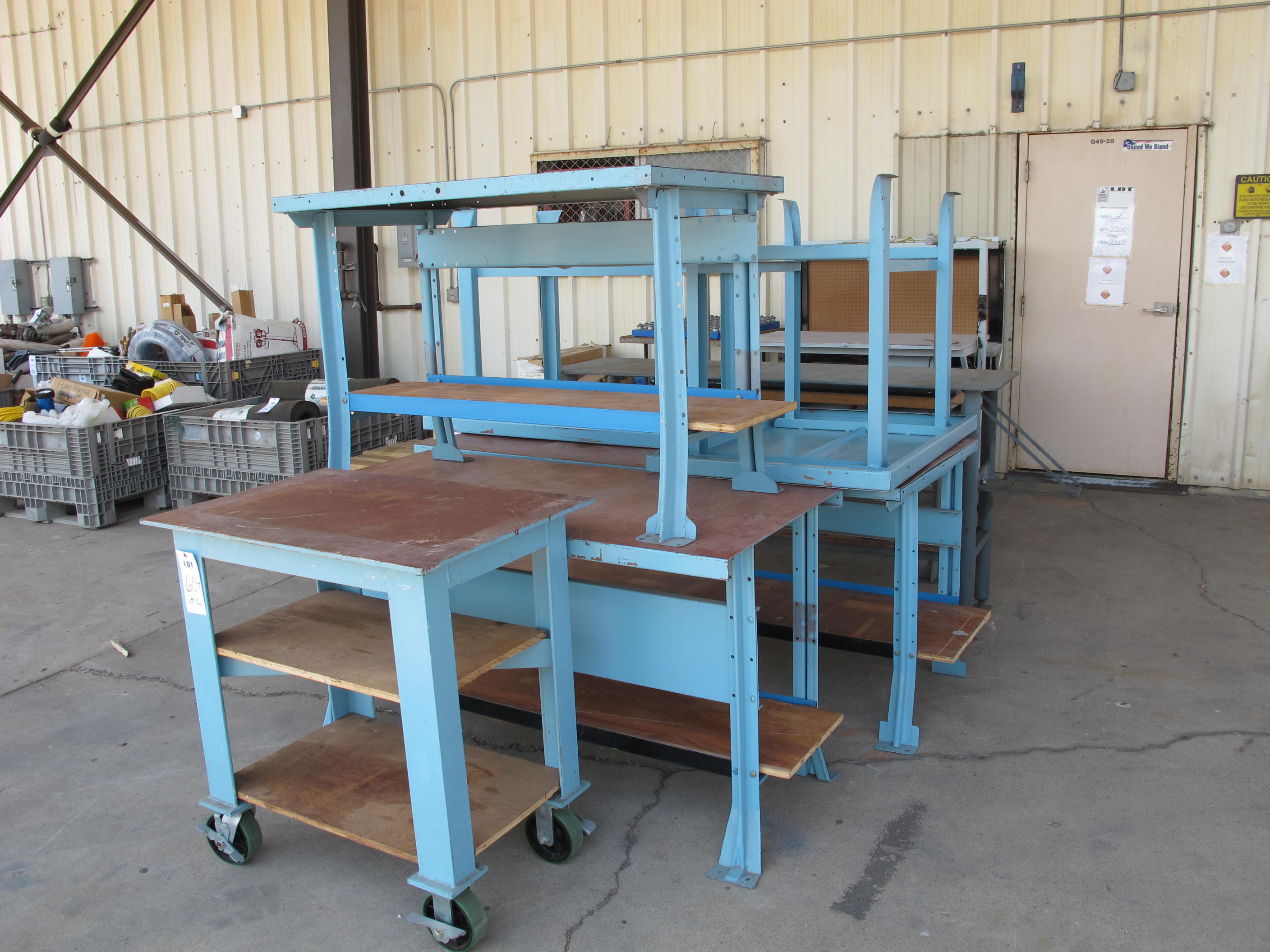 LOT ASSORTED WORK TABLES (G-49) LOADING & HANDLING FEE $100-