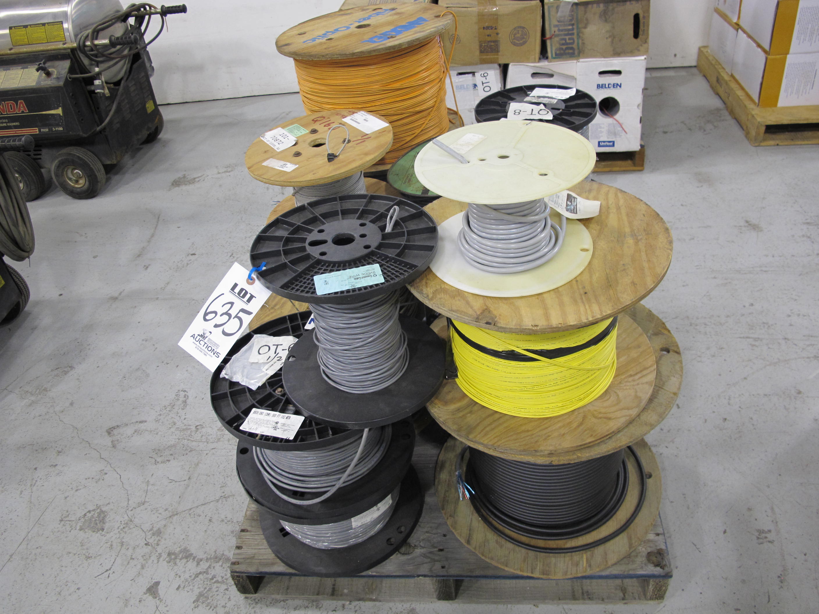 LOT ASSORTED CABLE SPOOLS (G-49) LOADING & HANDLING FEE $15-