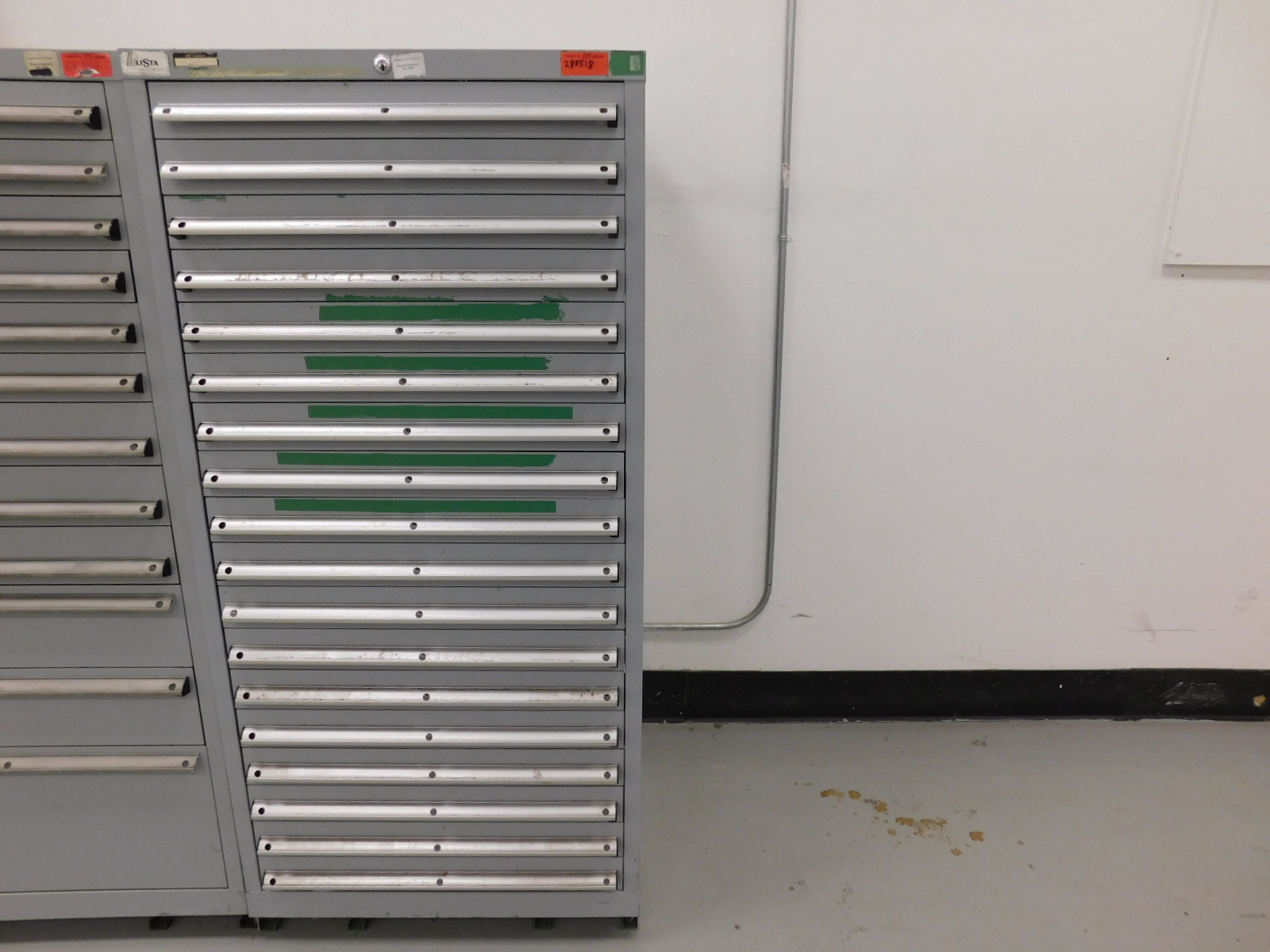 LISTA 18 DRAWER TOOL/PARTS CABINET, 28"X28"X60"-65