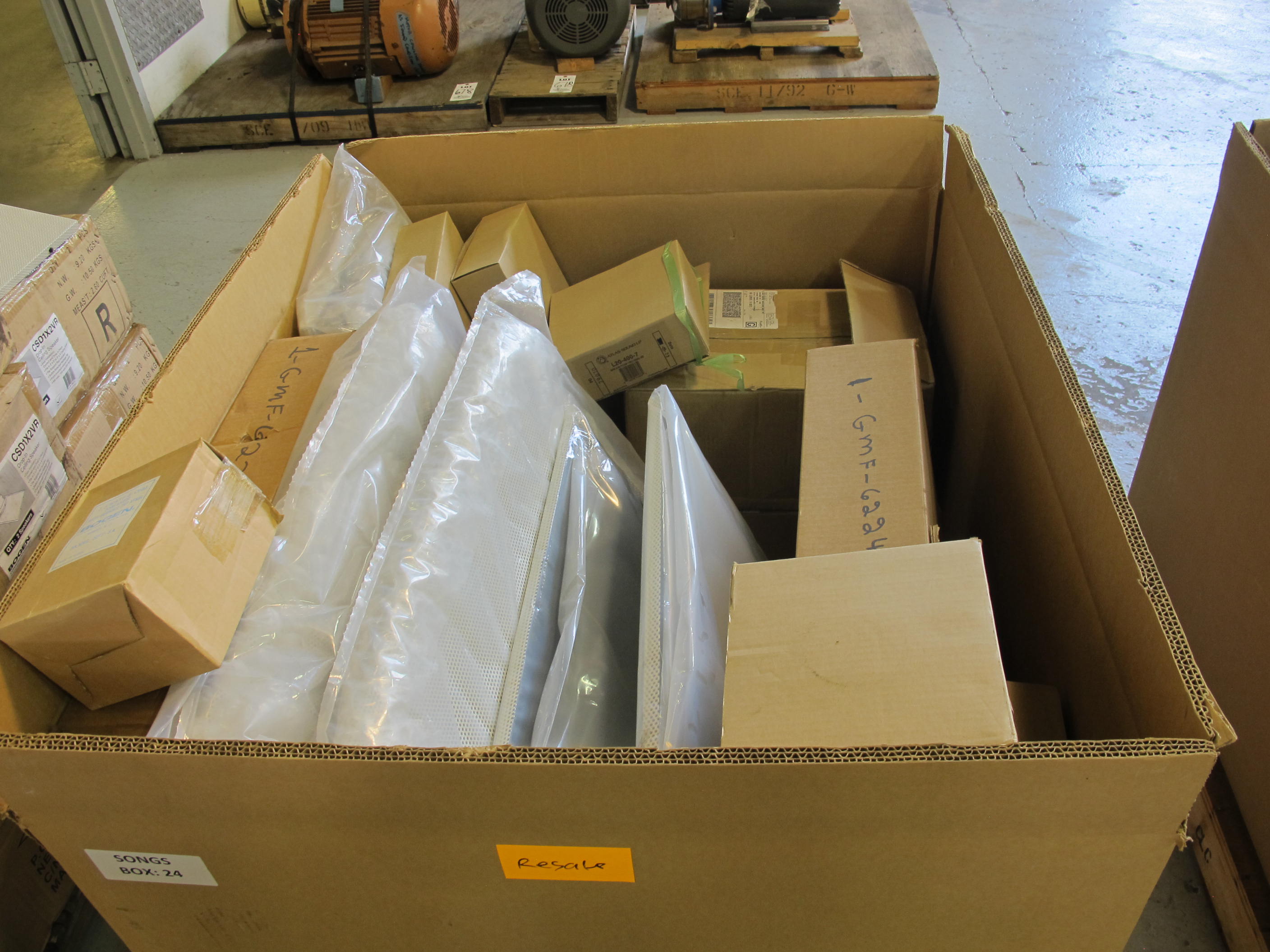 LOT (2) PALLETS ASSORTED SPEAKERS (G-49) LOADING & HANDLING FEE $30-