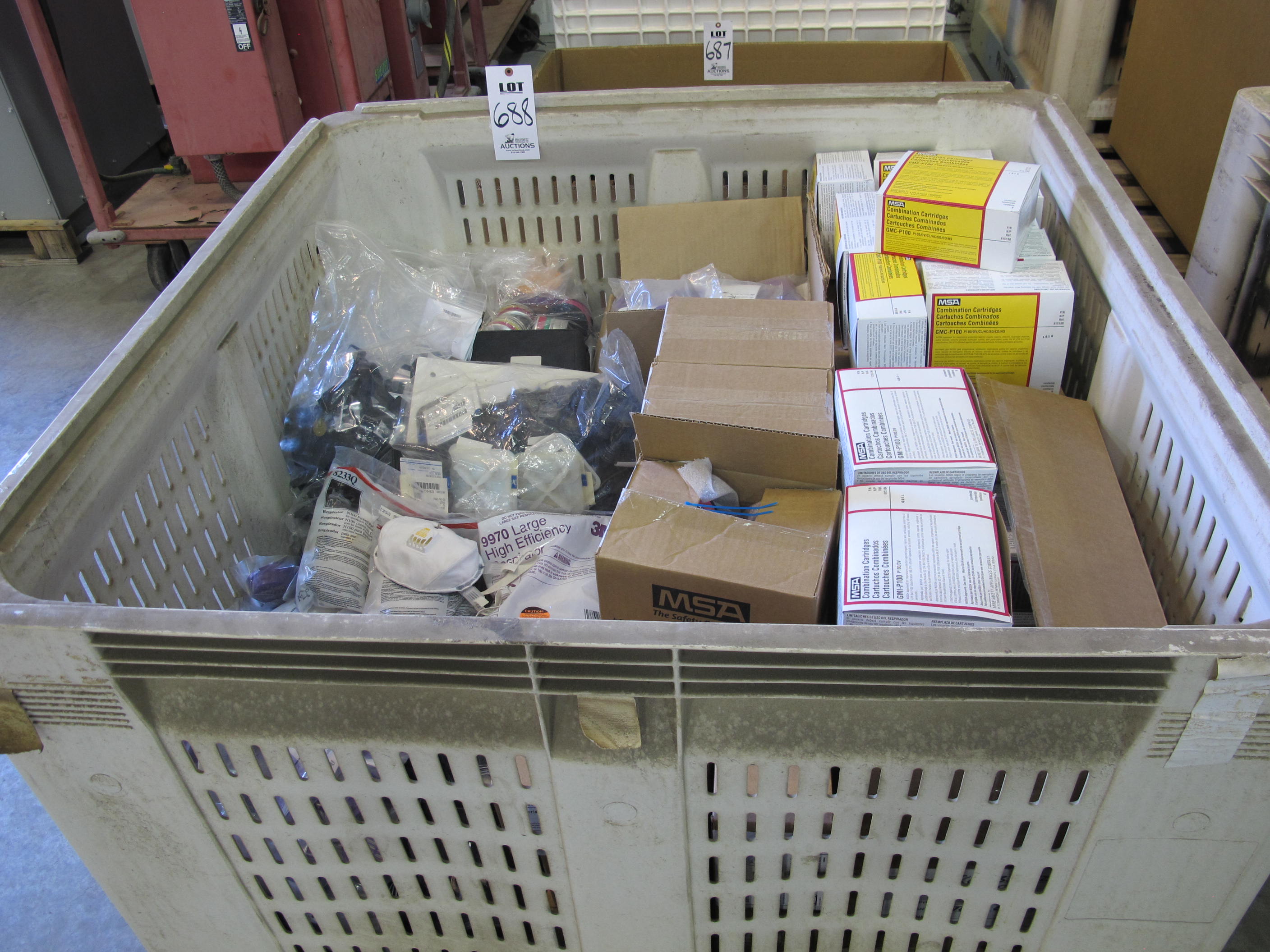 LOT (3) PALLETS FULL FACE MASKS & (1) PALLET MASK FILTERS (G-49) LOADING & HANDLING FEE $45-