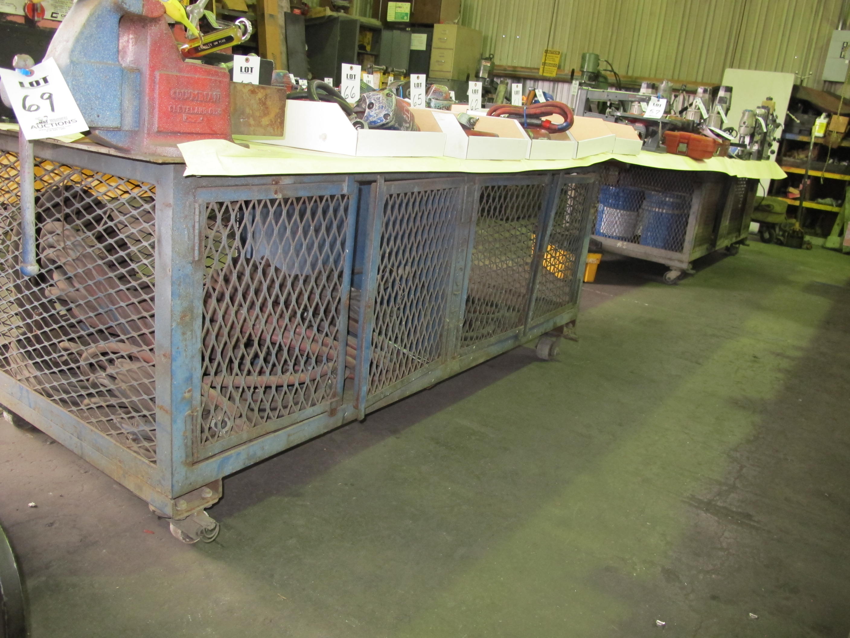 METAL ROLLING CARTS-69