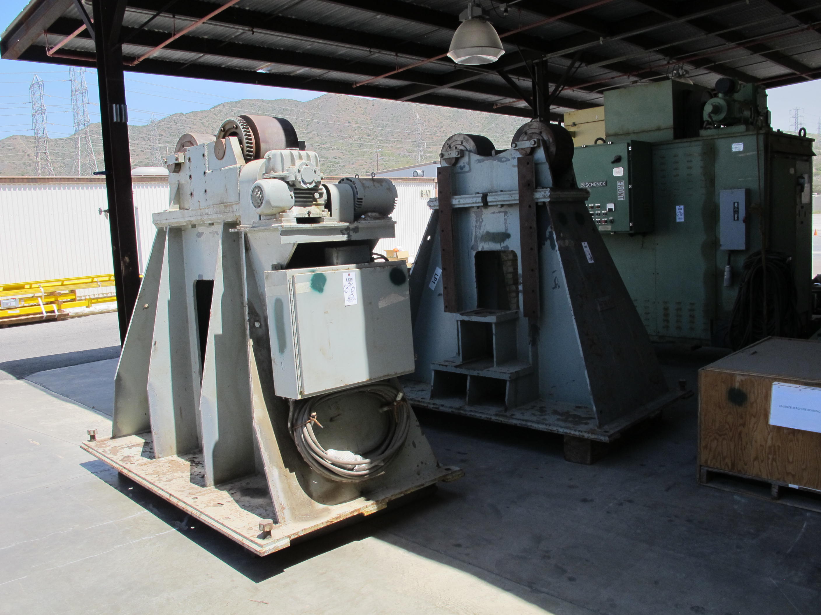 SCHENCK TREBEL MODEL HT11U BALANCER, (2) MODEL H11T BALANCING STANDS, (2) HYDRAULIC POWER SUPPLIES, (2) SECTIONS OF 5'X27' RAIL (RAILROAD TRACK), BALANCER TURNING WHEELS & SPARE PARTS, 460/3/60, S/N AHR0006 LOADING & HANDLING FEE $750-
