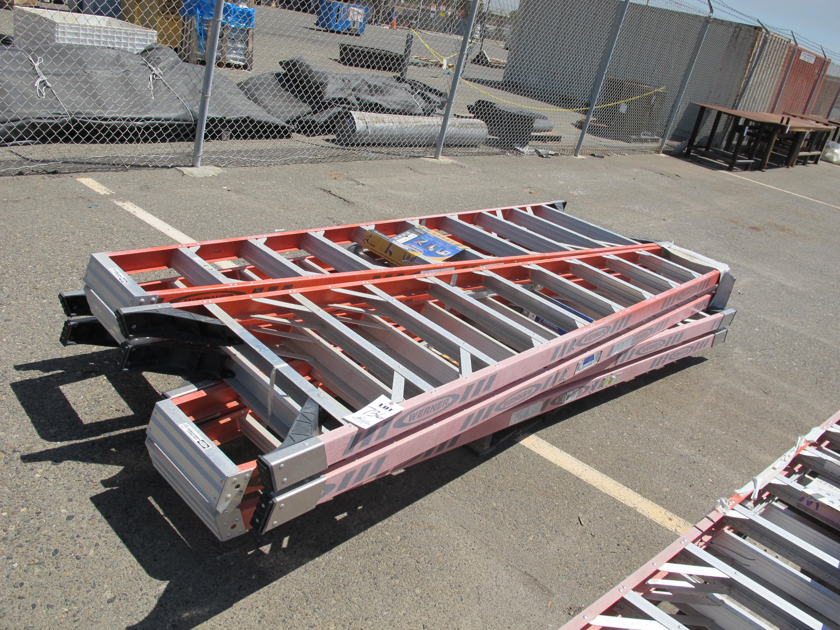 LOT (5) ASSORTED LADDERS (G-49 YARD) LOADING & HANDLING FEE $25-