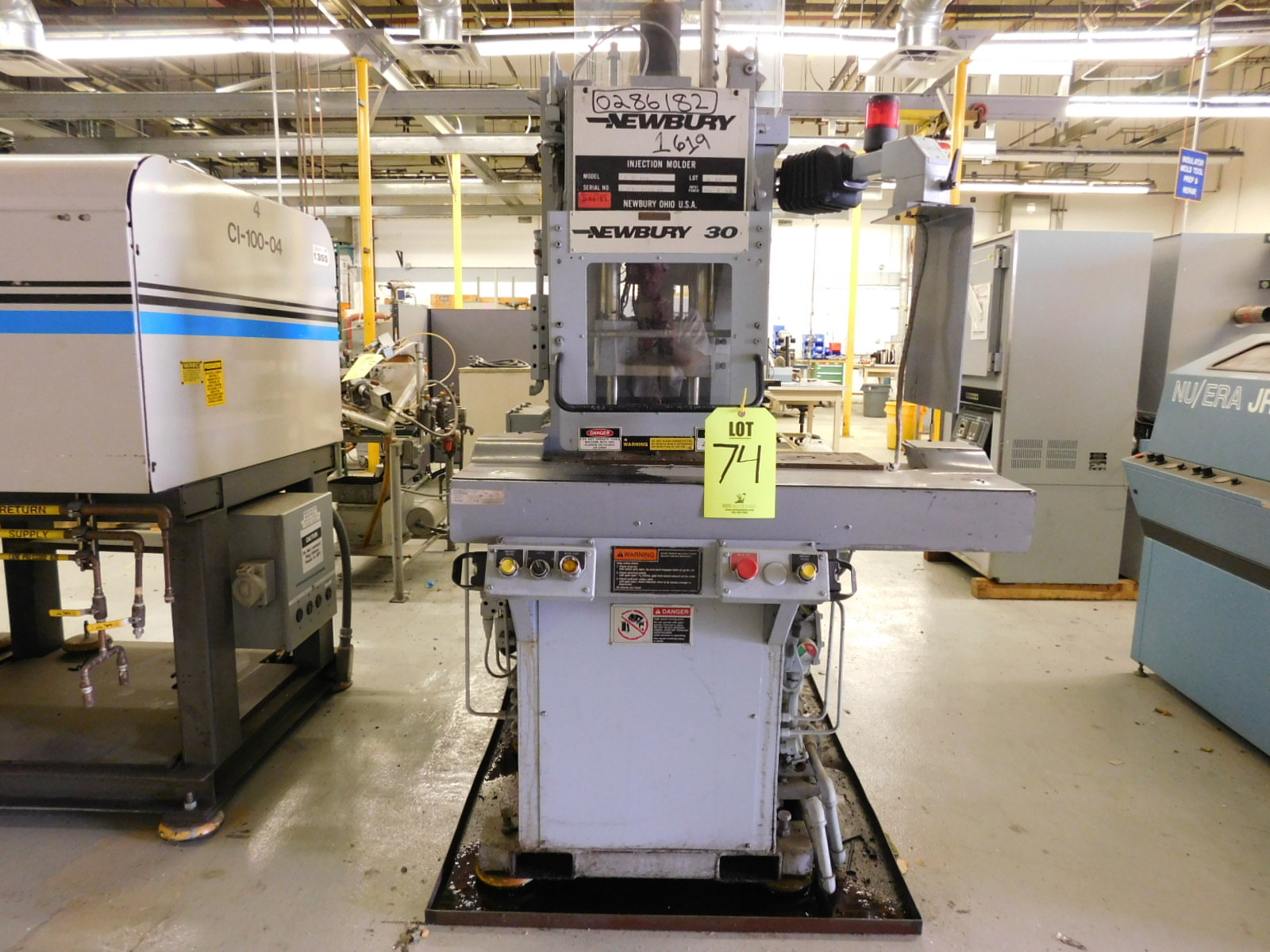 1995 NEWBURY VERTICAL INJECTION MOLDING MACHINE, MODEL V3 30 BRS, S/N 6912630BS95-74