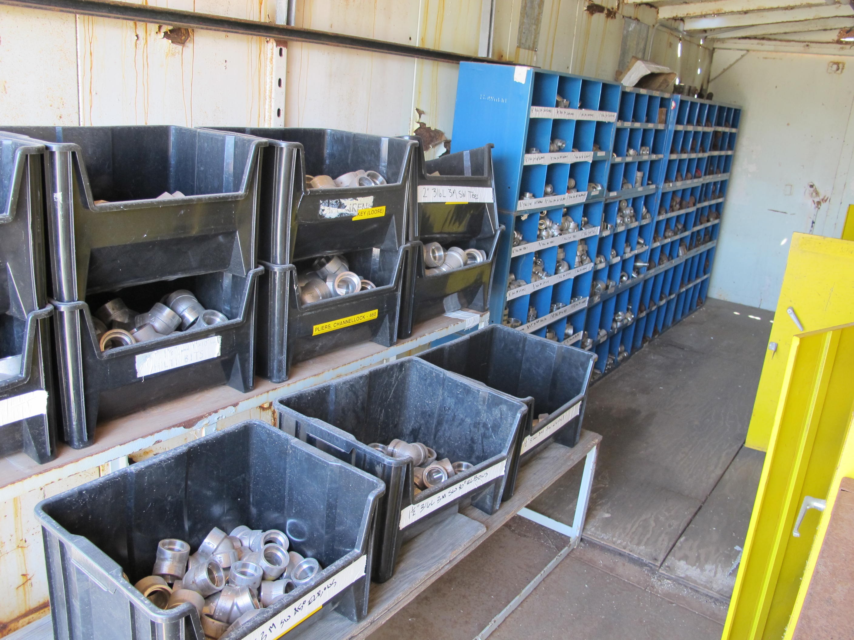 8' X 8' X 20' STORAGE CONTAINER W/ CONTENTS (G-49 YARD) LOADING & HANDLING FEE $175-