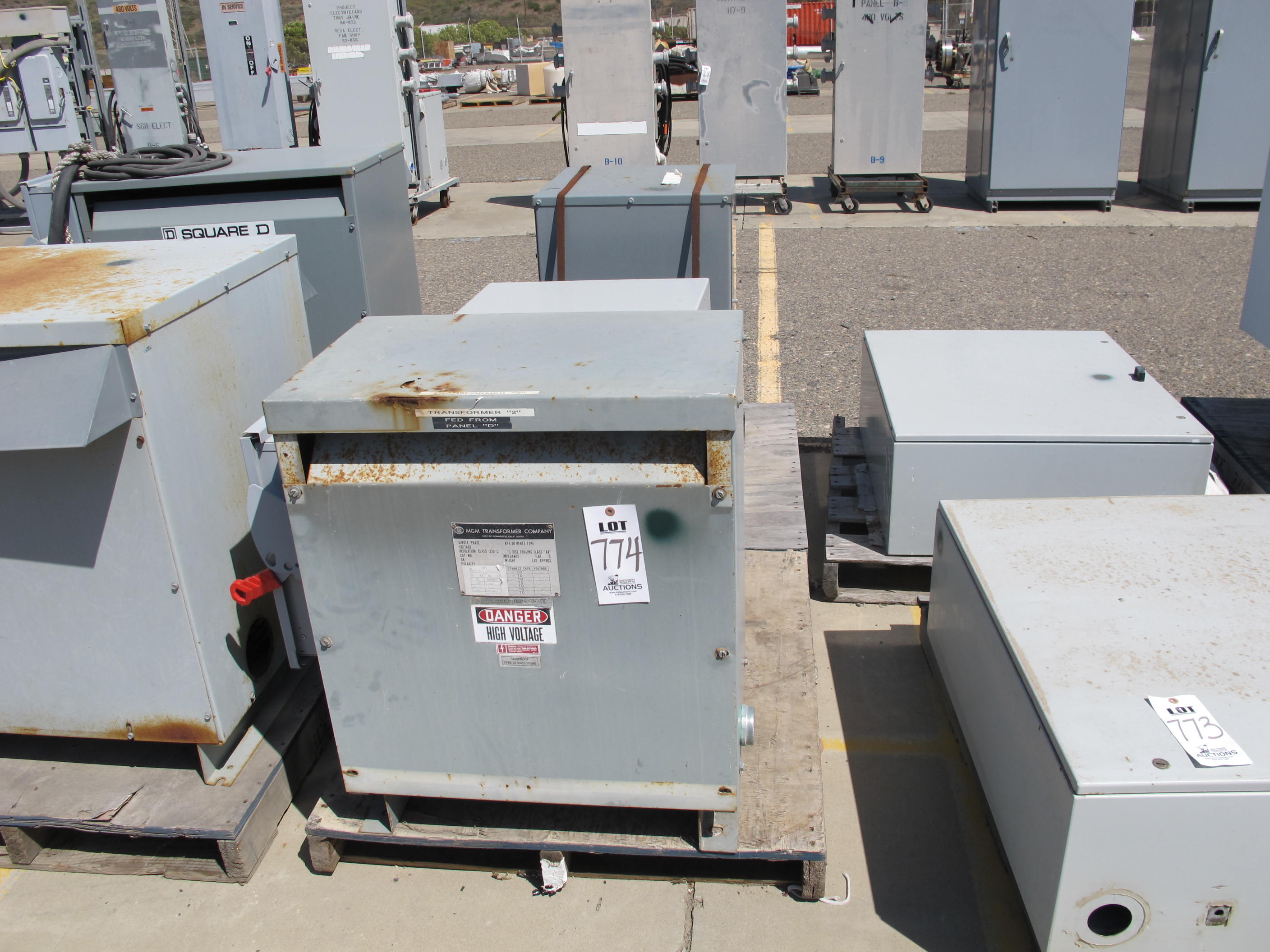 LOT (2) ASSORTED TRANSFORMERS (G-49 YARD) LOADING & HANDLING FEE $30-