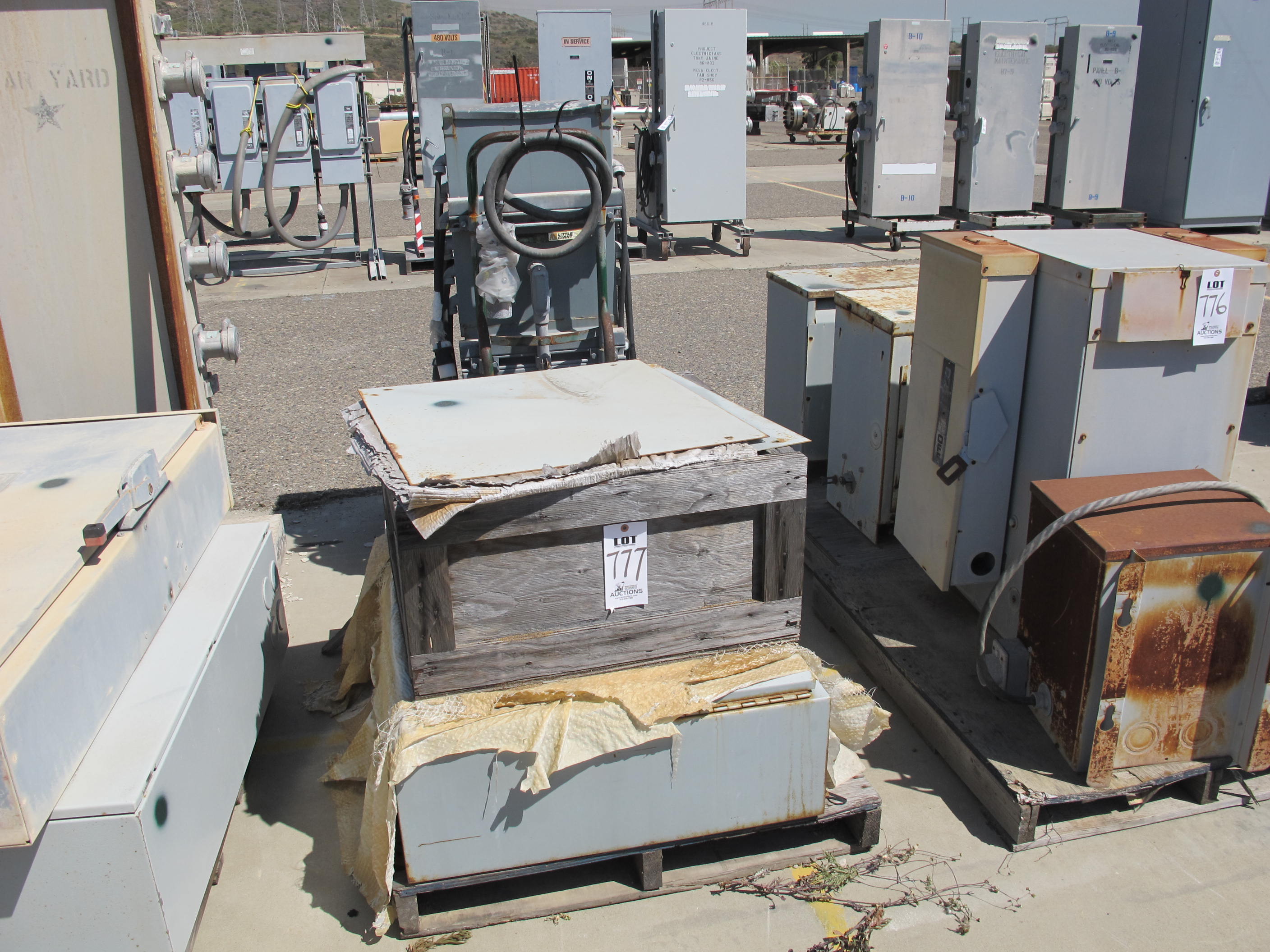 LOT (3) ASSORTED TRANSFORMERS (G-49 YARD) LOADING & HANDLING FEE $45-