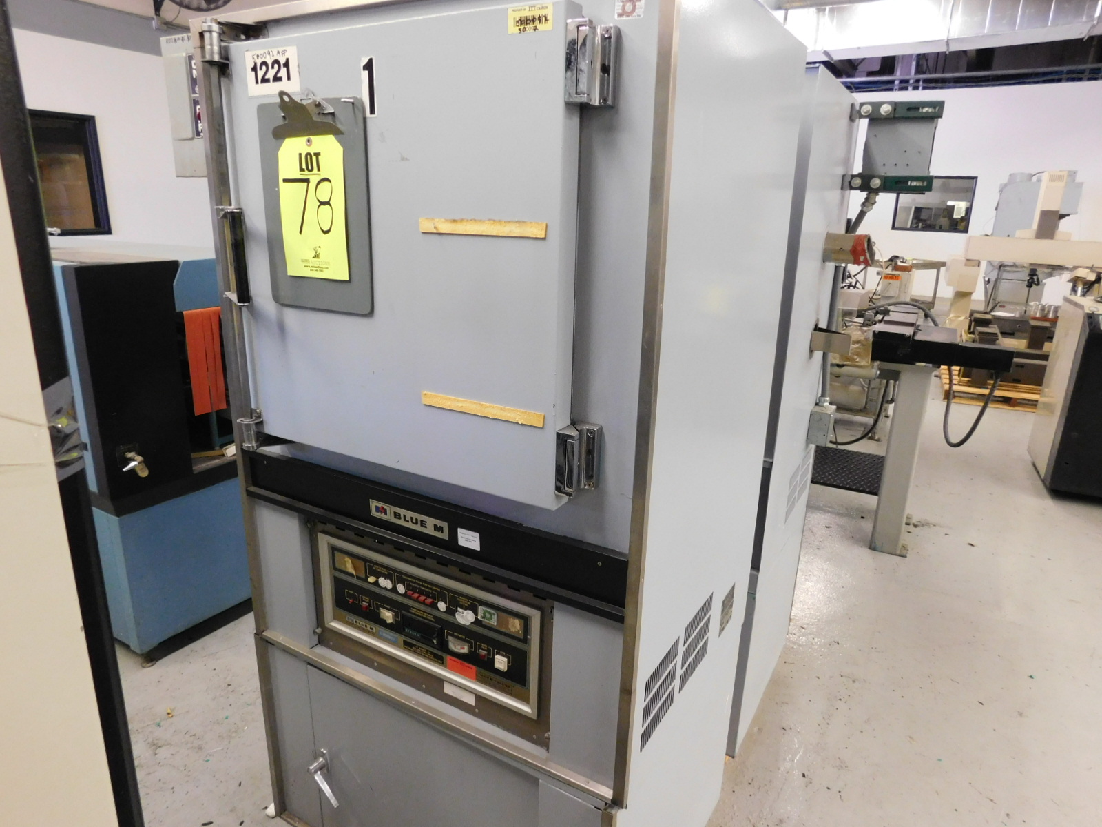 BLUE M OVEN, MODEL POM7-206C3, TEMP RANGE: UP TO 343 DEG. C/650 DEG. F, S/N P38-1778-78