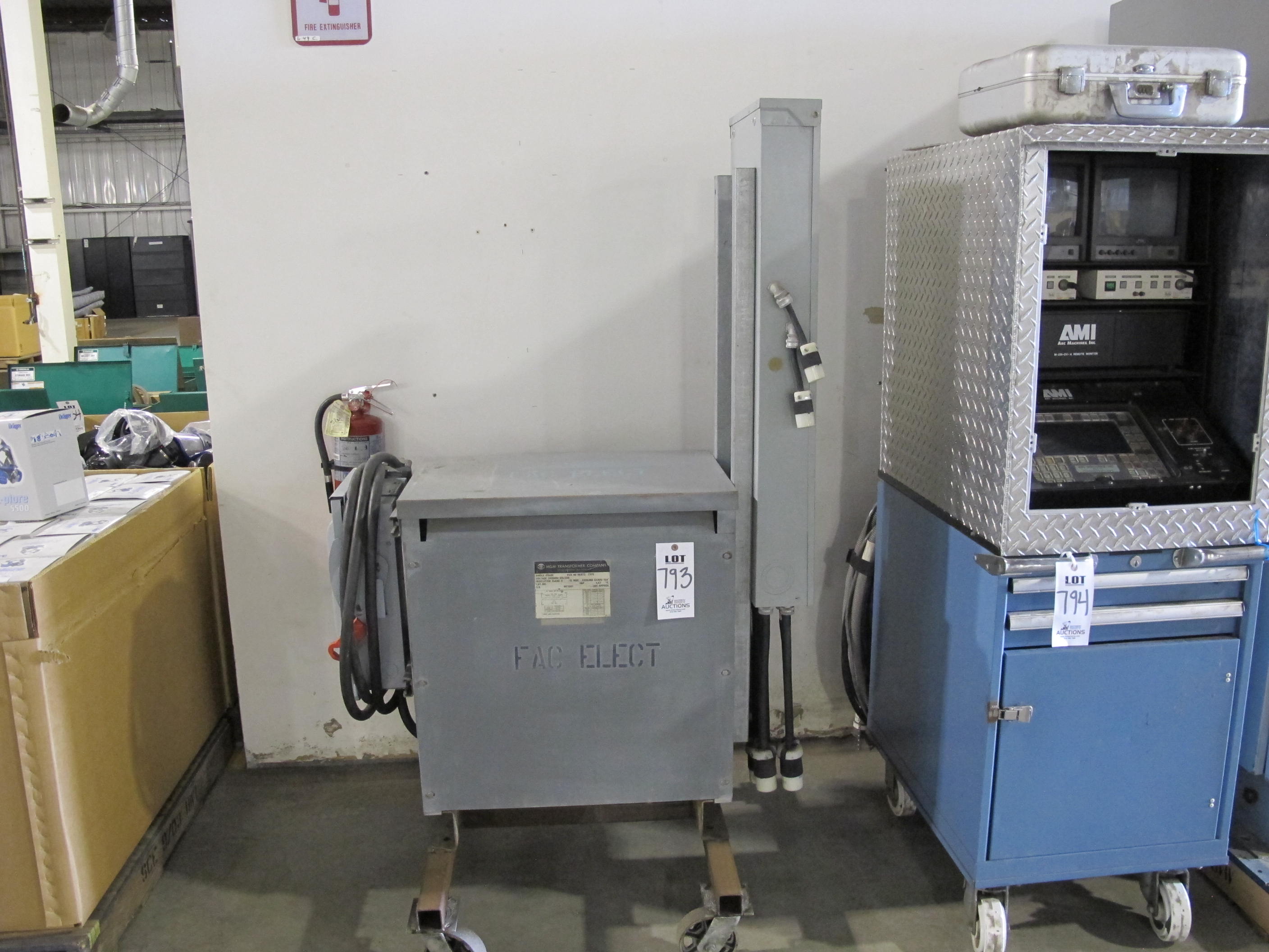 LOT ASSORTED SIZE SAFE-T-SPONGE (G-49 YARD) LOADING & HANDLING FEE $75-