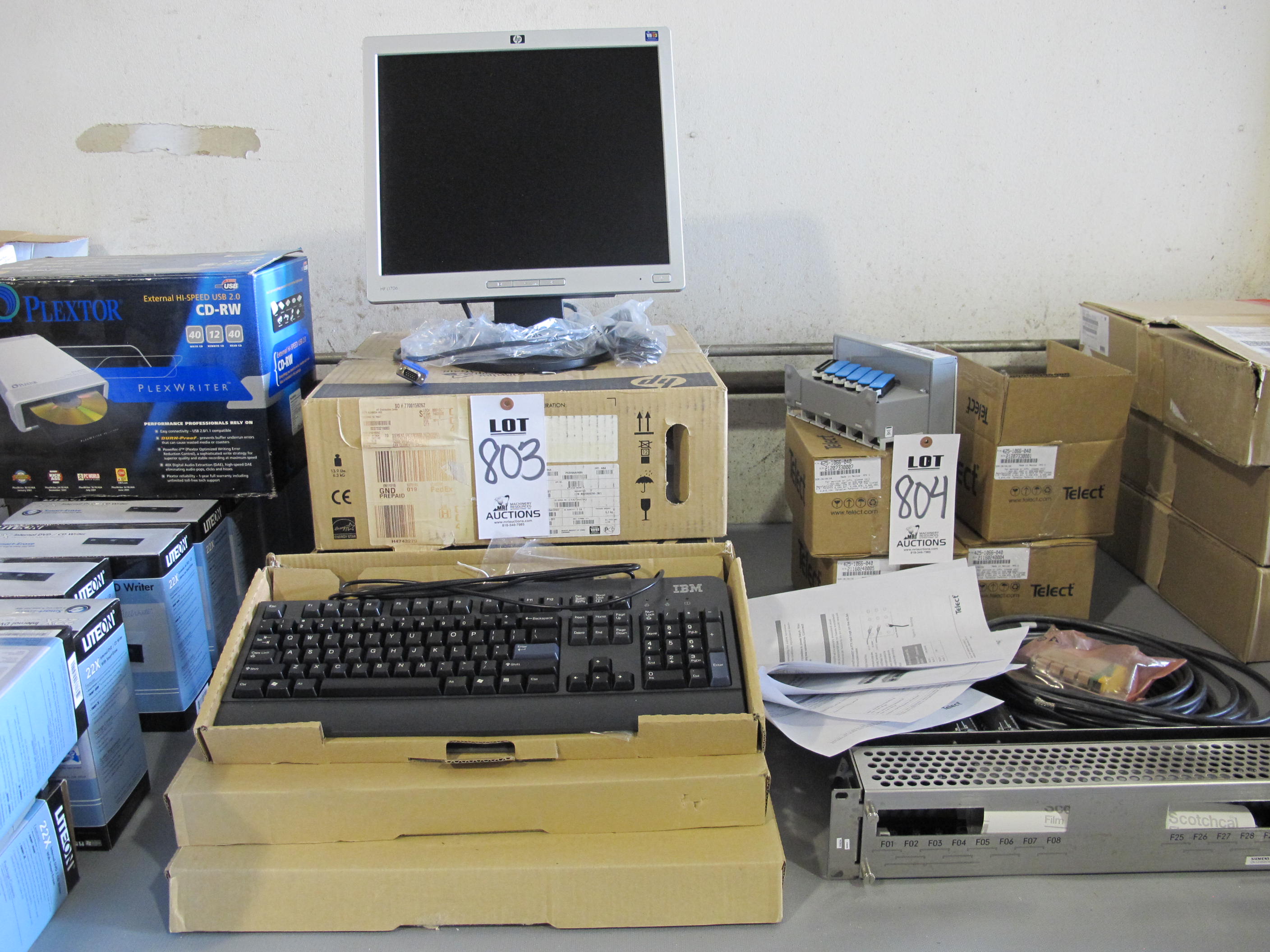 LOT ASSORTED SWITCHES (G-49) LOADING & HANDLING FEE $5-