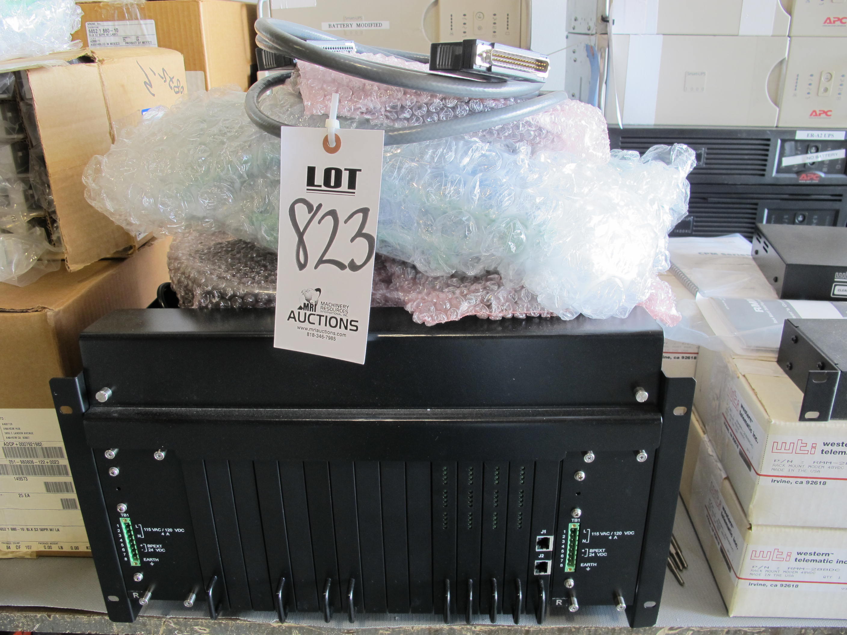 LOT PATTON MODEL 1001RP SERIES RACK POWER SUPPLY SYSTEM (G-49) LOADING & HANDLING FEE $5-