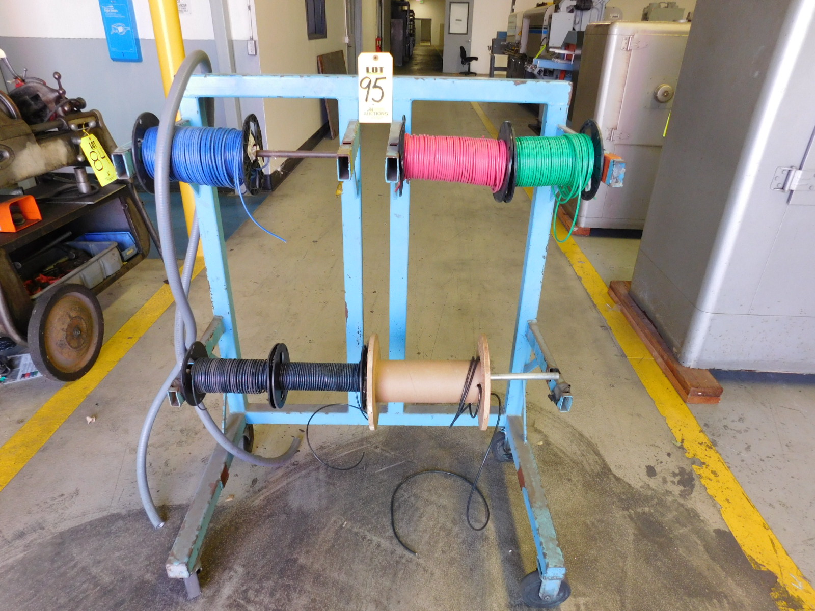 ROLLING WIRE CADDY-95