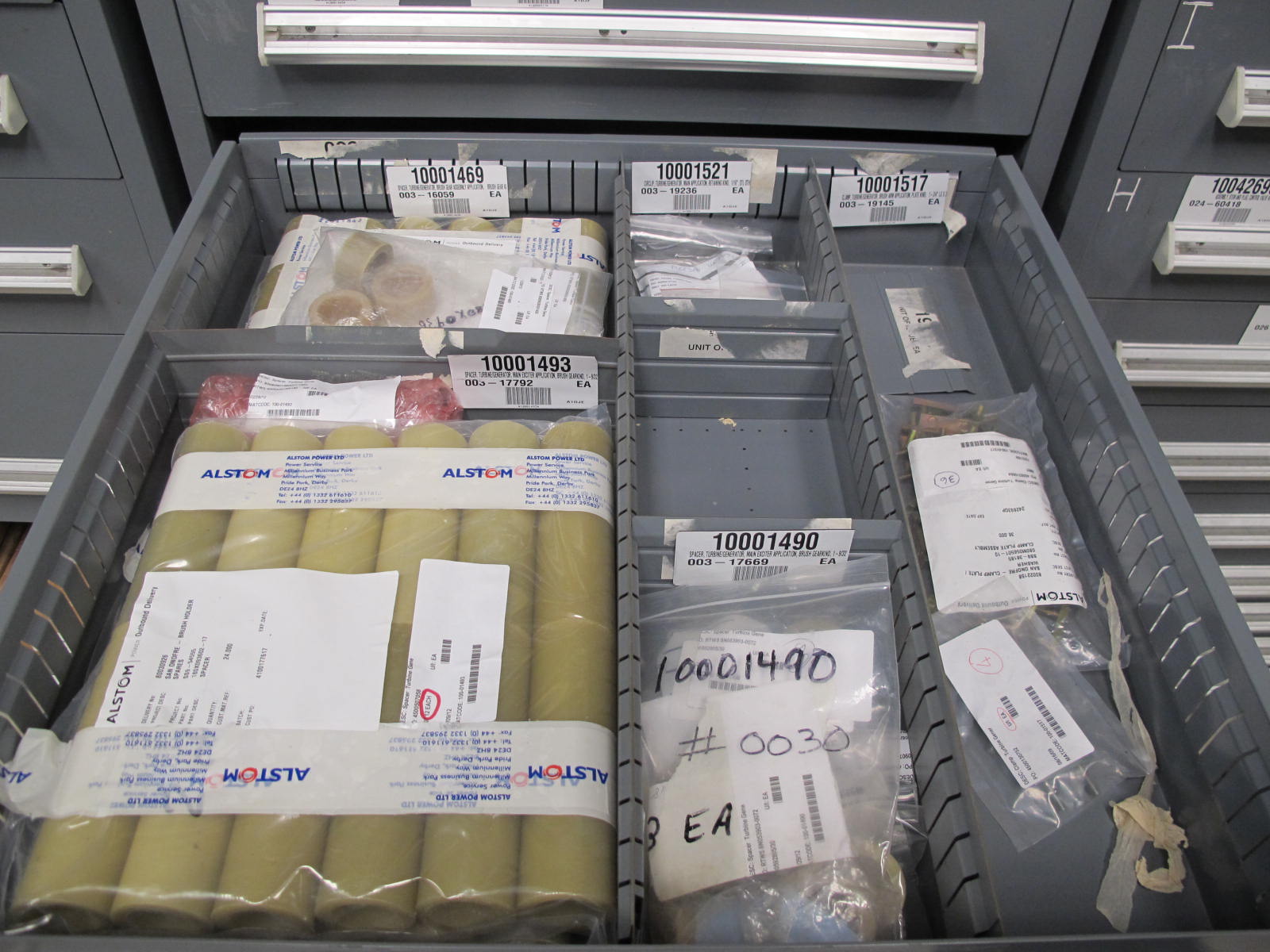 STANLEY VIDMAR CABINET, 8 DRAWER, TO INCLUDE: BRACKETS, SPACERS, FILTERS. LOCATED AT W-44. LOADING AND HANDLING FEE $25-352