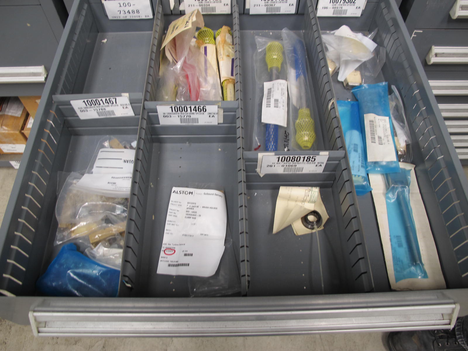 STANLEY VIDMAR CABINET, 8 DRAWER, TO INCLUDE: BRACKETS, SPACERS, FILTERS. LOCATED AT W-44. LOADING AND HANDLING FEE $25-352