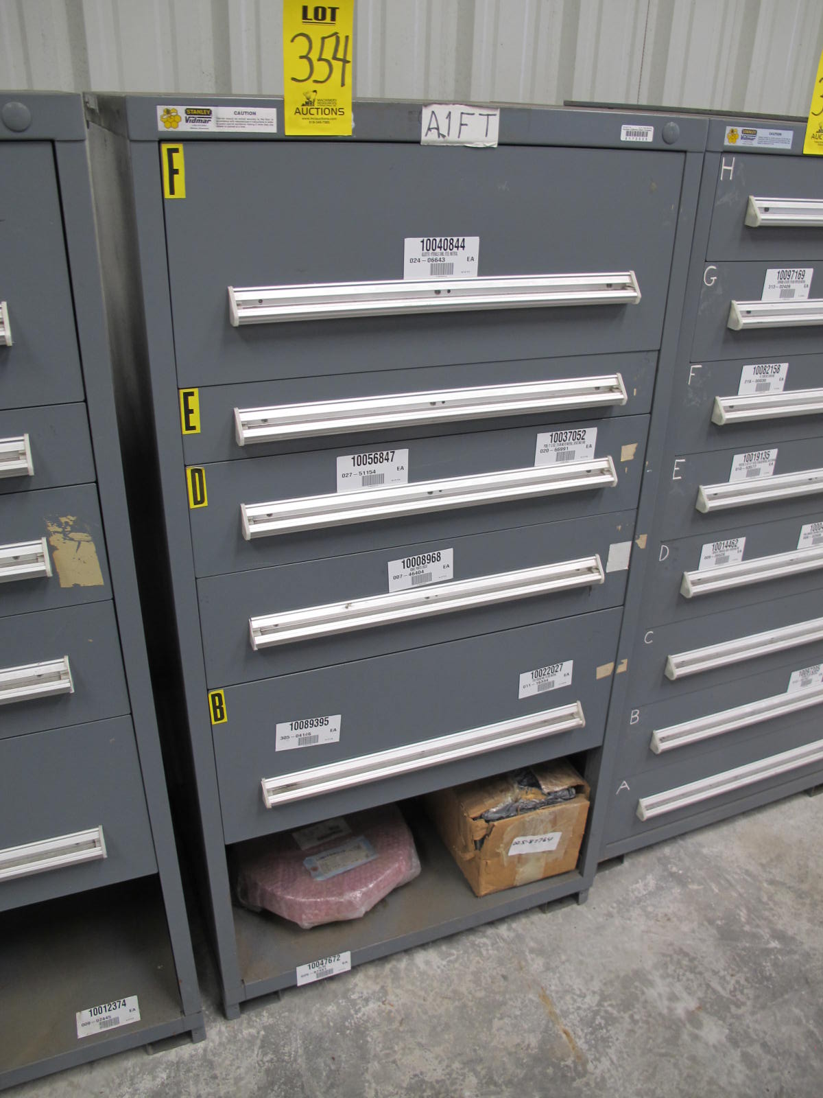 STANLEY VIDMAR CABINET, 5 DRAWER, TO INCLUDE: HYDRAULIC ADJUSTERS, PROBES, PRINTED CIRCUIT BOARDS, HEX NUTS. LOCATED AT W-44. LOADING AND HANDLING FEE $25-354