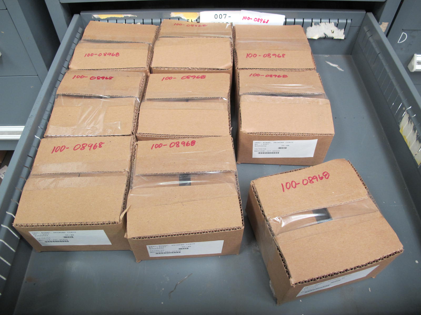 STANLEY VIDMAR CABINET, 5 DRAWER, TO INCLUDE: HYDRAULIC ADJUSTERS, PROBES, PRINTED CIRCUIT BOARDS, HEX NUTS. LOCATED AT W-44. LOADING AND HANDLING FEE $25-354